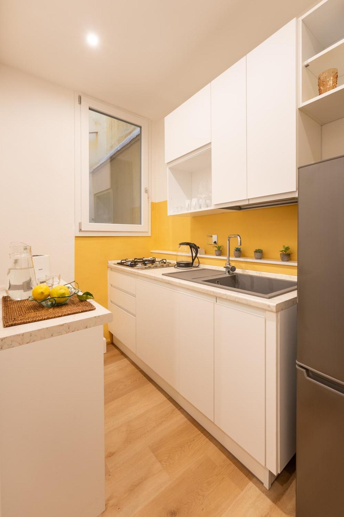 Keys Of Italy - Reparata Big 13 - 2 Bedrooms Florentine House Apartment *