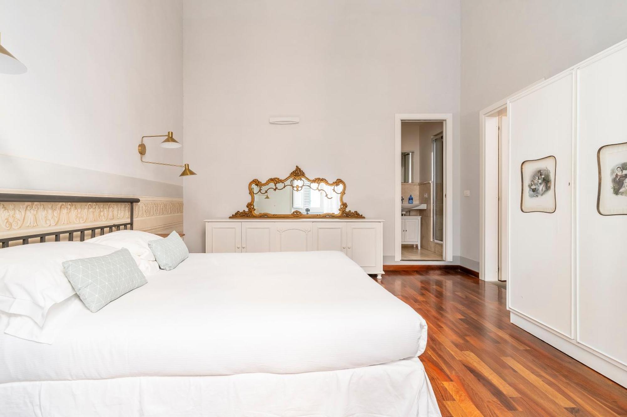 Apartment Palazzo Tornaquinci Florence
