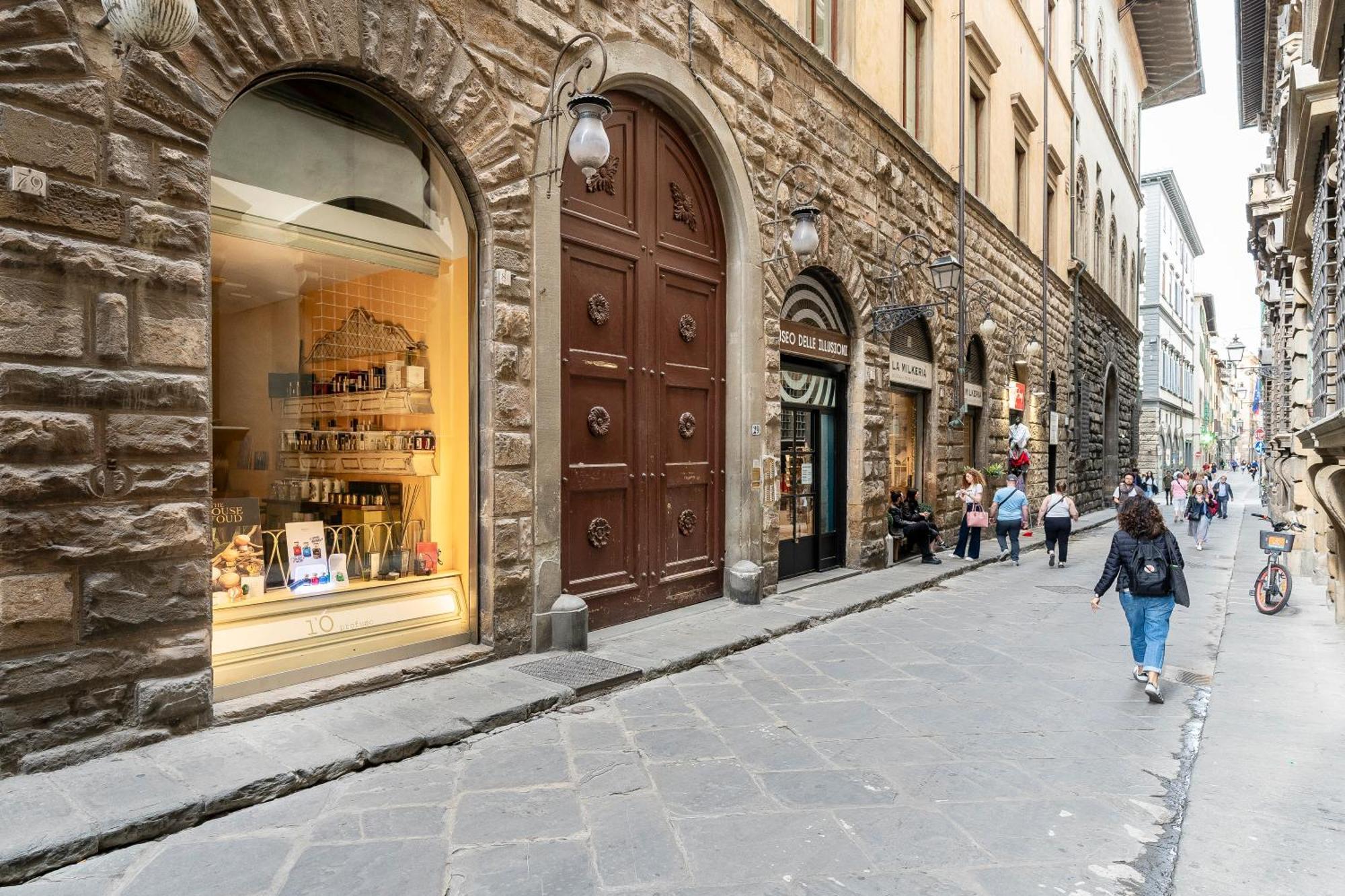 Palazzo Tornaquinci Apartment *