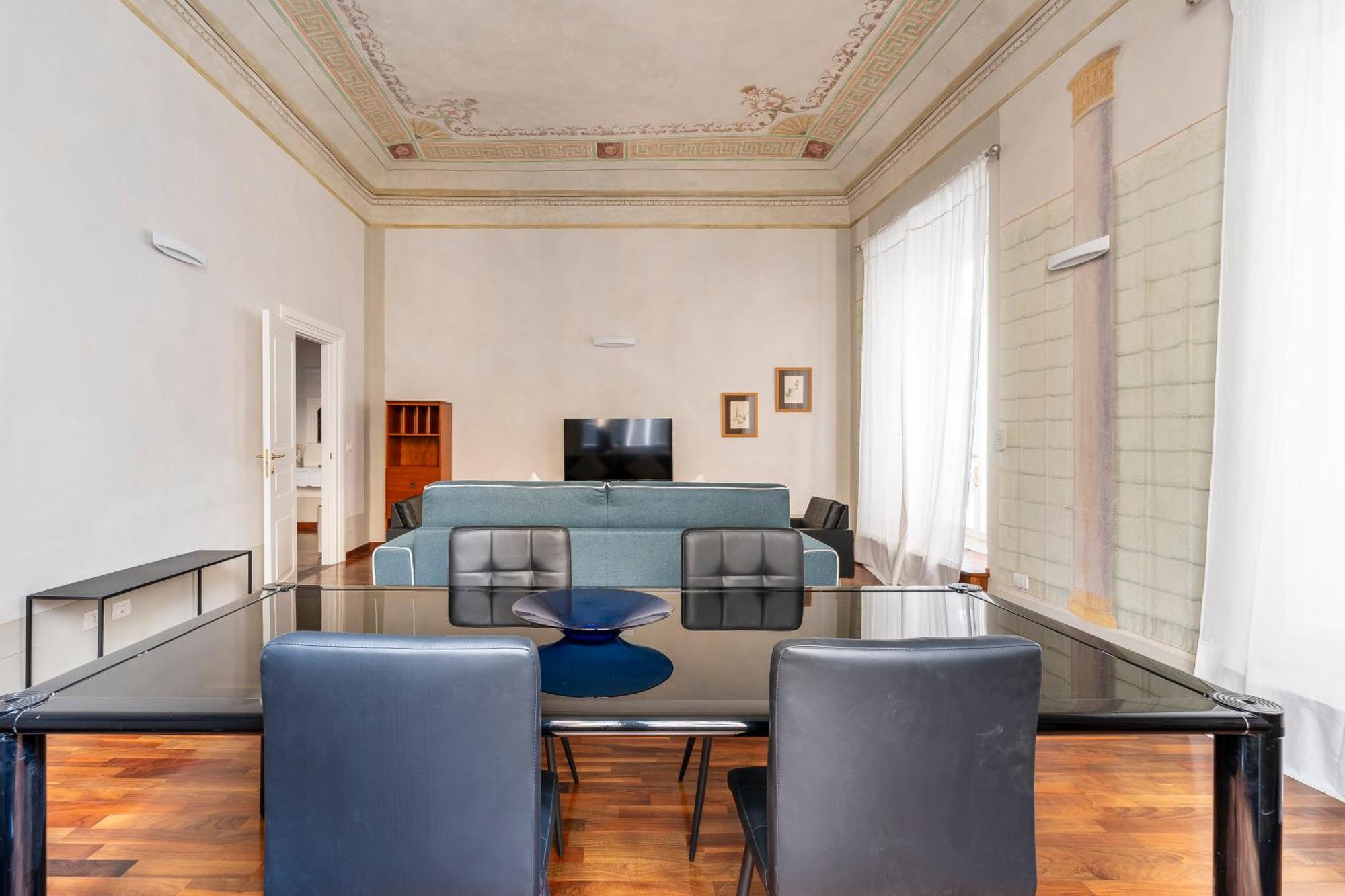 Palazzo Tornaquinci * Florence