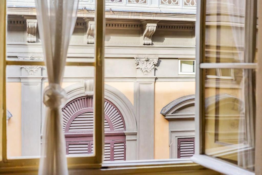 Apartment Rinascimento Giraldi -12 Ospiti 80 Mt Dal Duomo - *