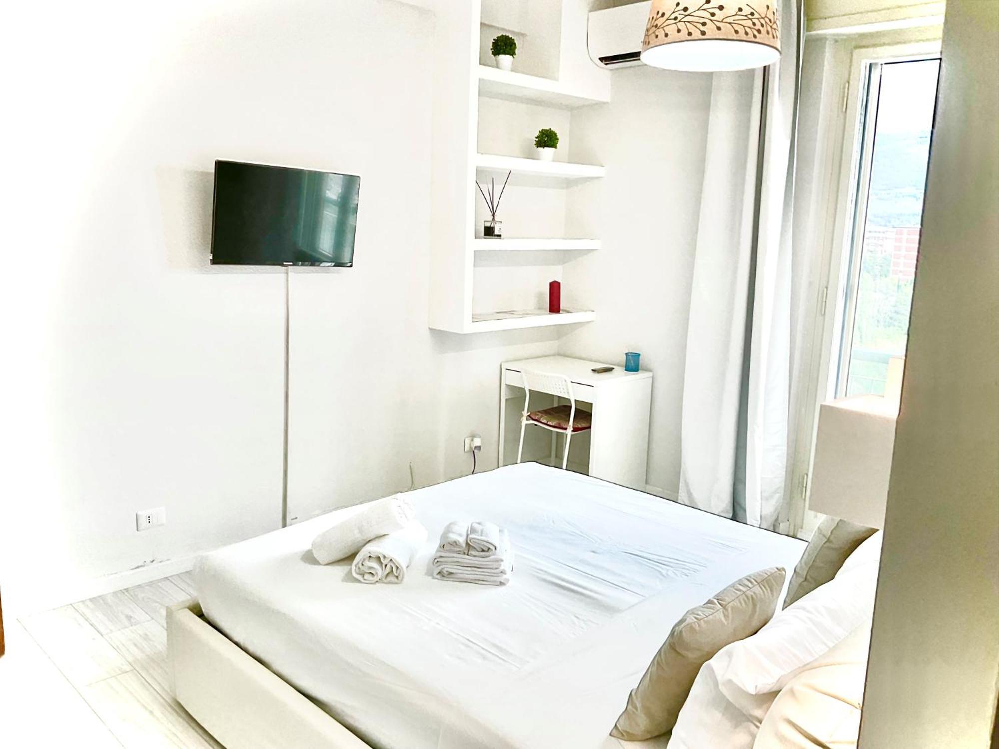 Novoli P.giustiz Apartment *