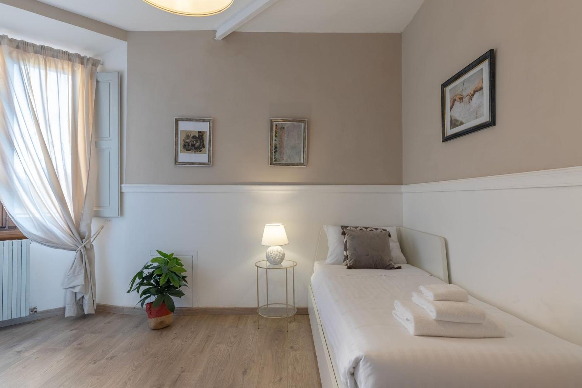 Charming Florence-hosted By Sweetstay *