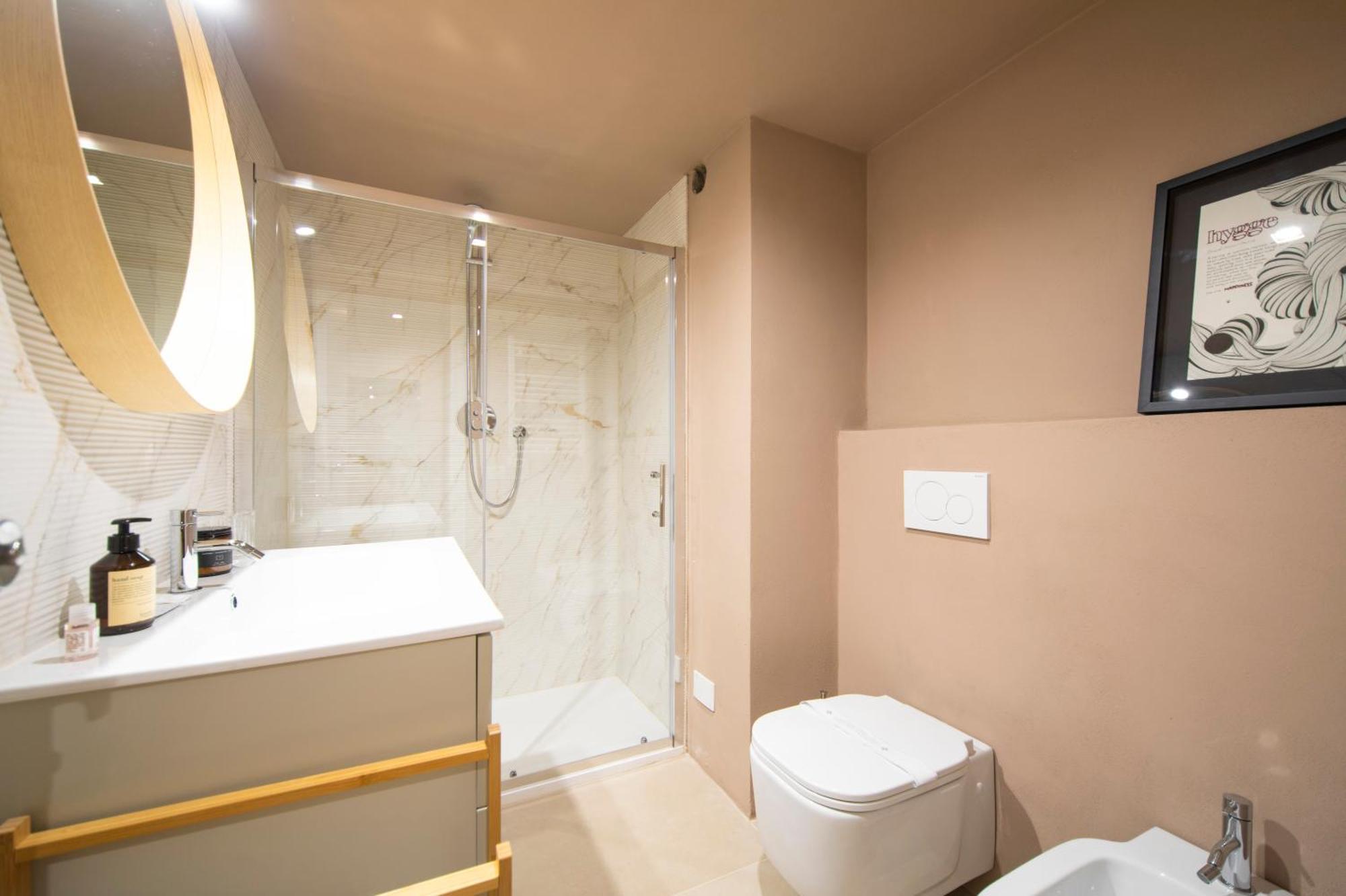 Apartment Stylish On The Lungarno In Florence