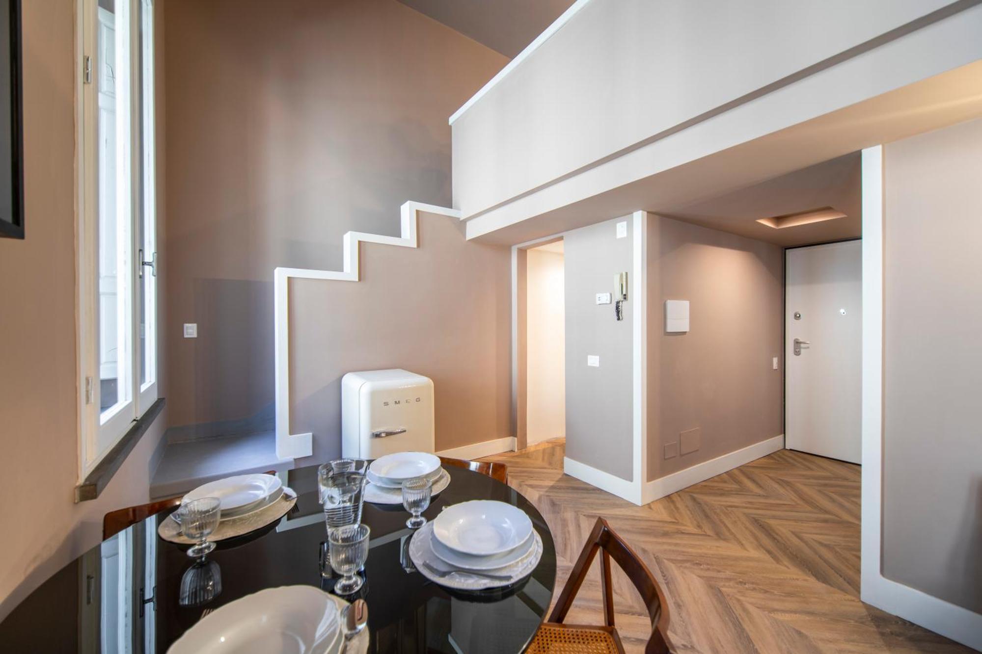 Stylish On The Lungarno In Apartment Florence