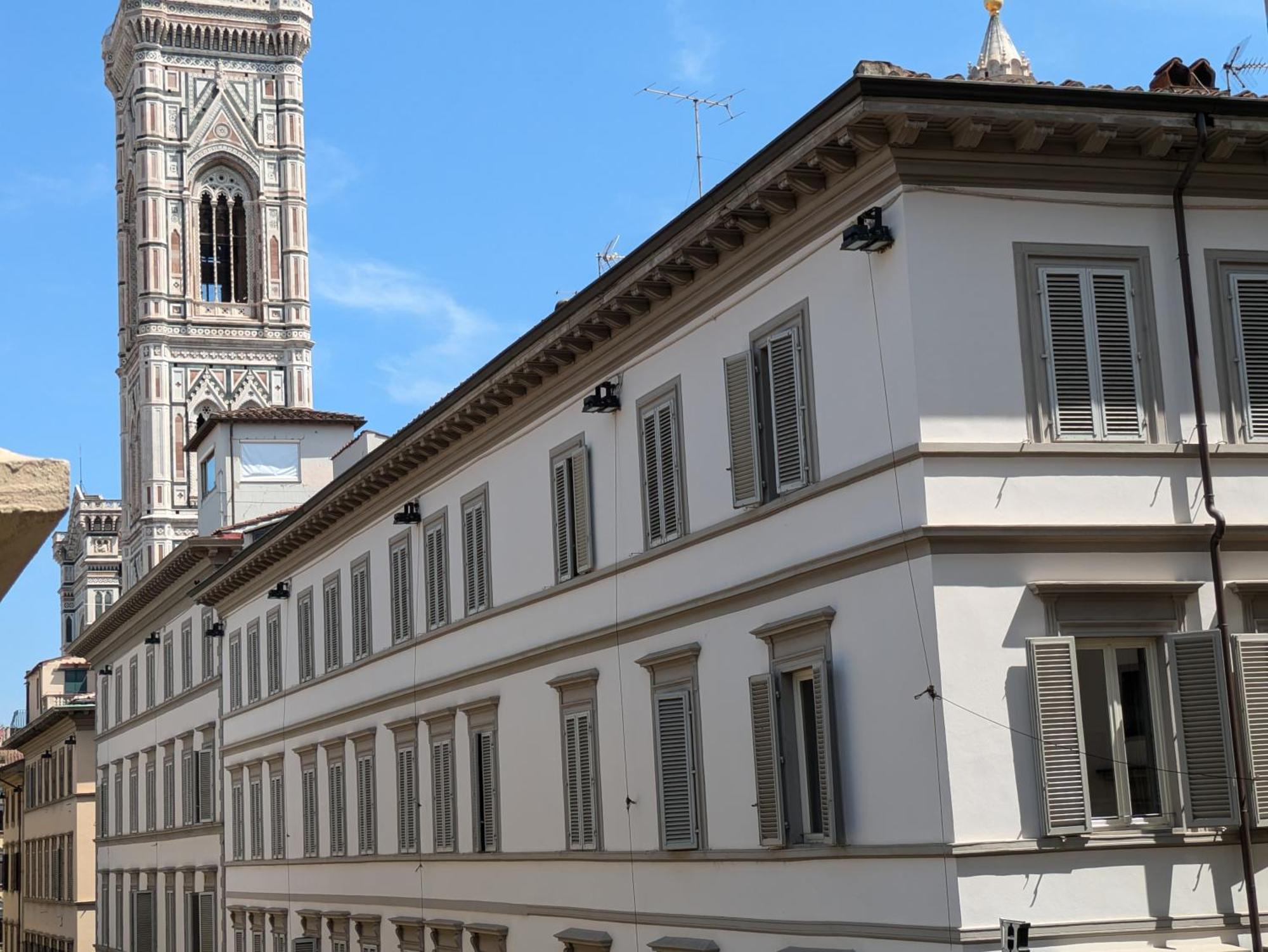 Flowers' Duomo, Central And Spacious Apartment Florence