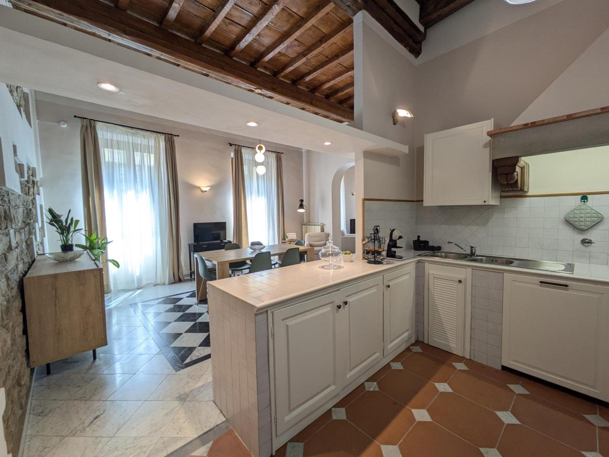 Flowers' Duomo, Central And Spacious Apartment