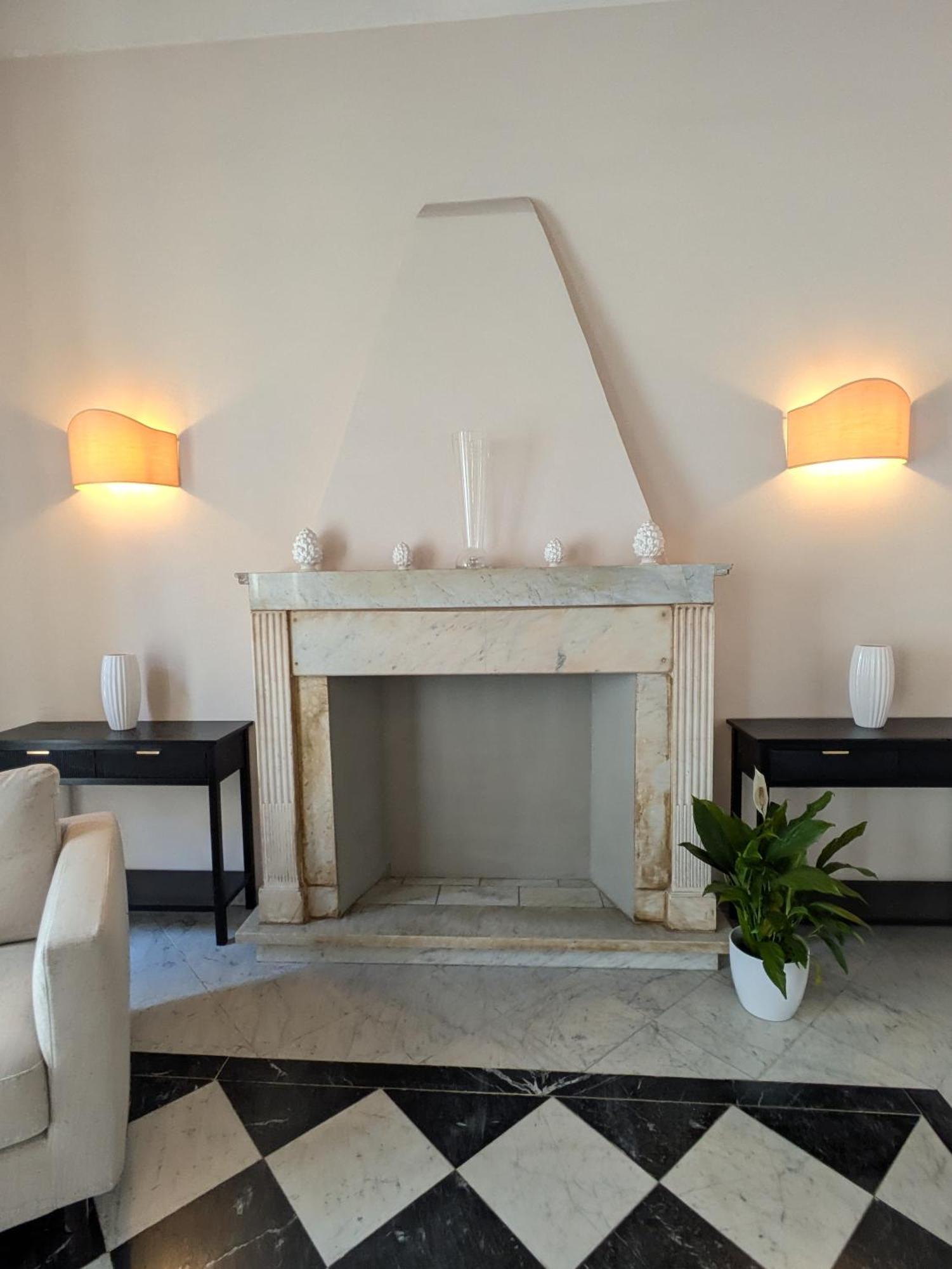 Apartment Flowers' Duomo, Central And Spacious Florence
