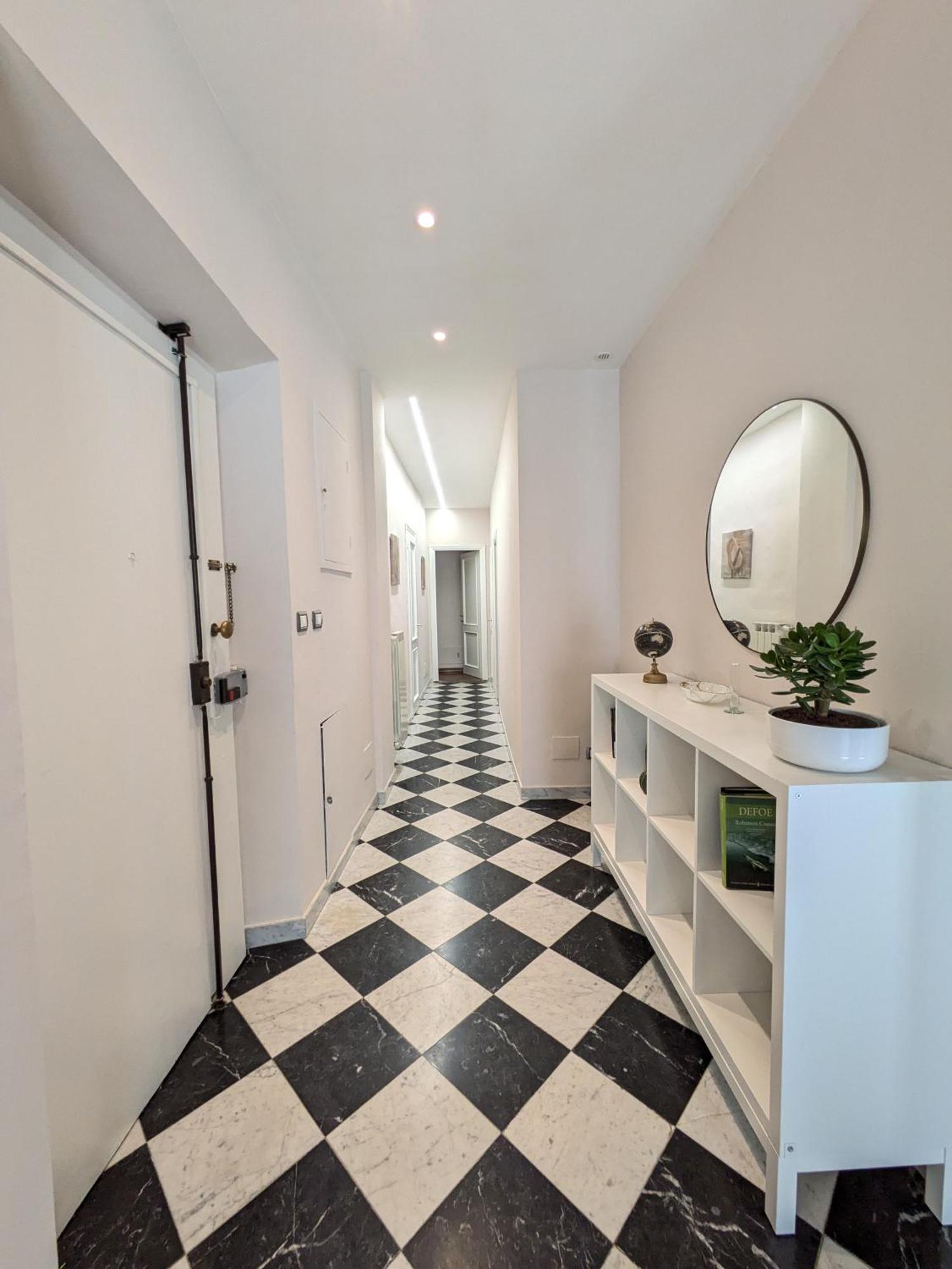 Flowers' Duomo, Central And Spacious Apartment