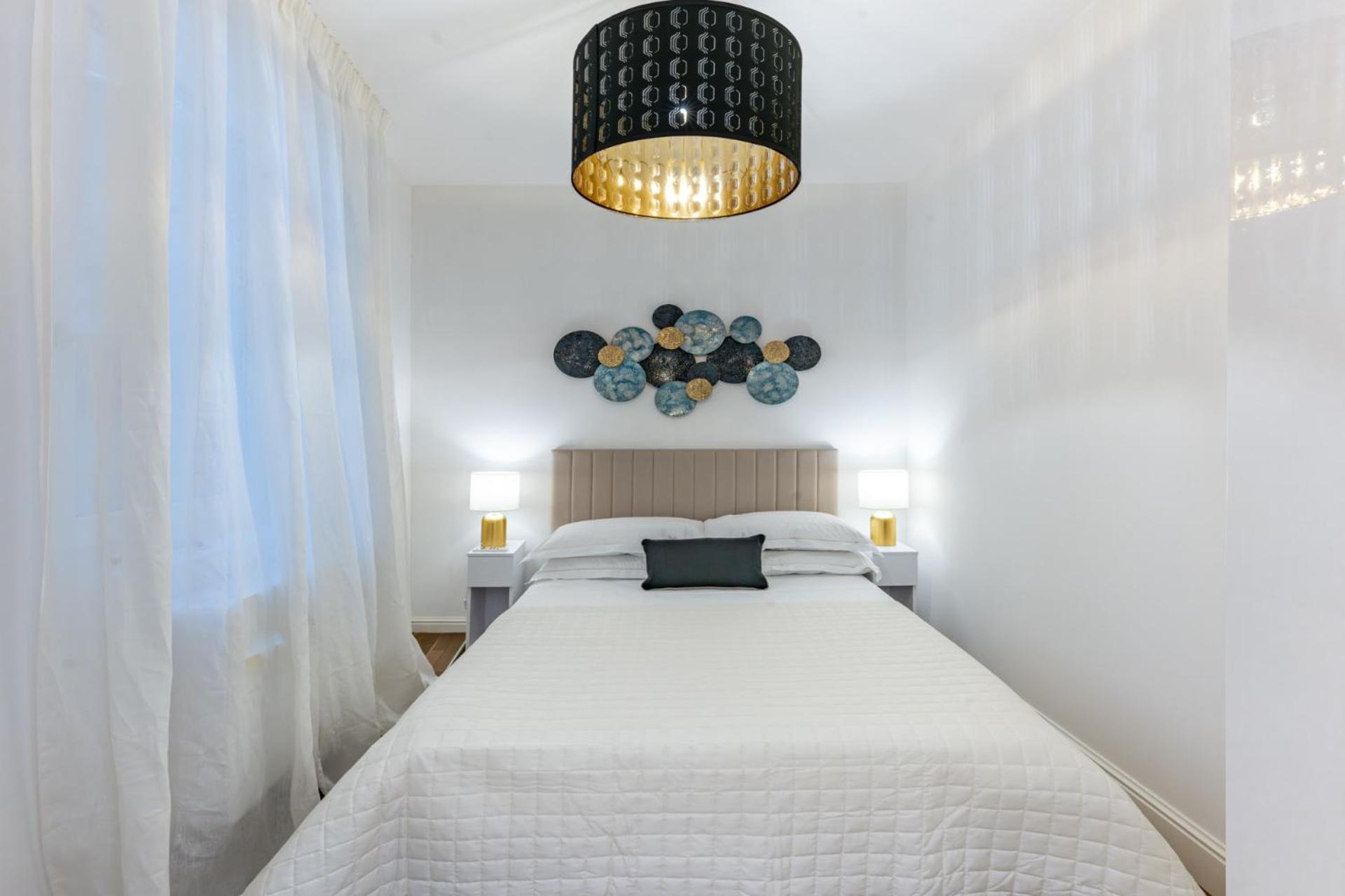 Golden Grove 3bd Apartment Florence