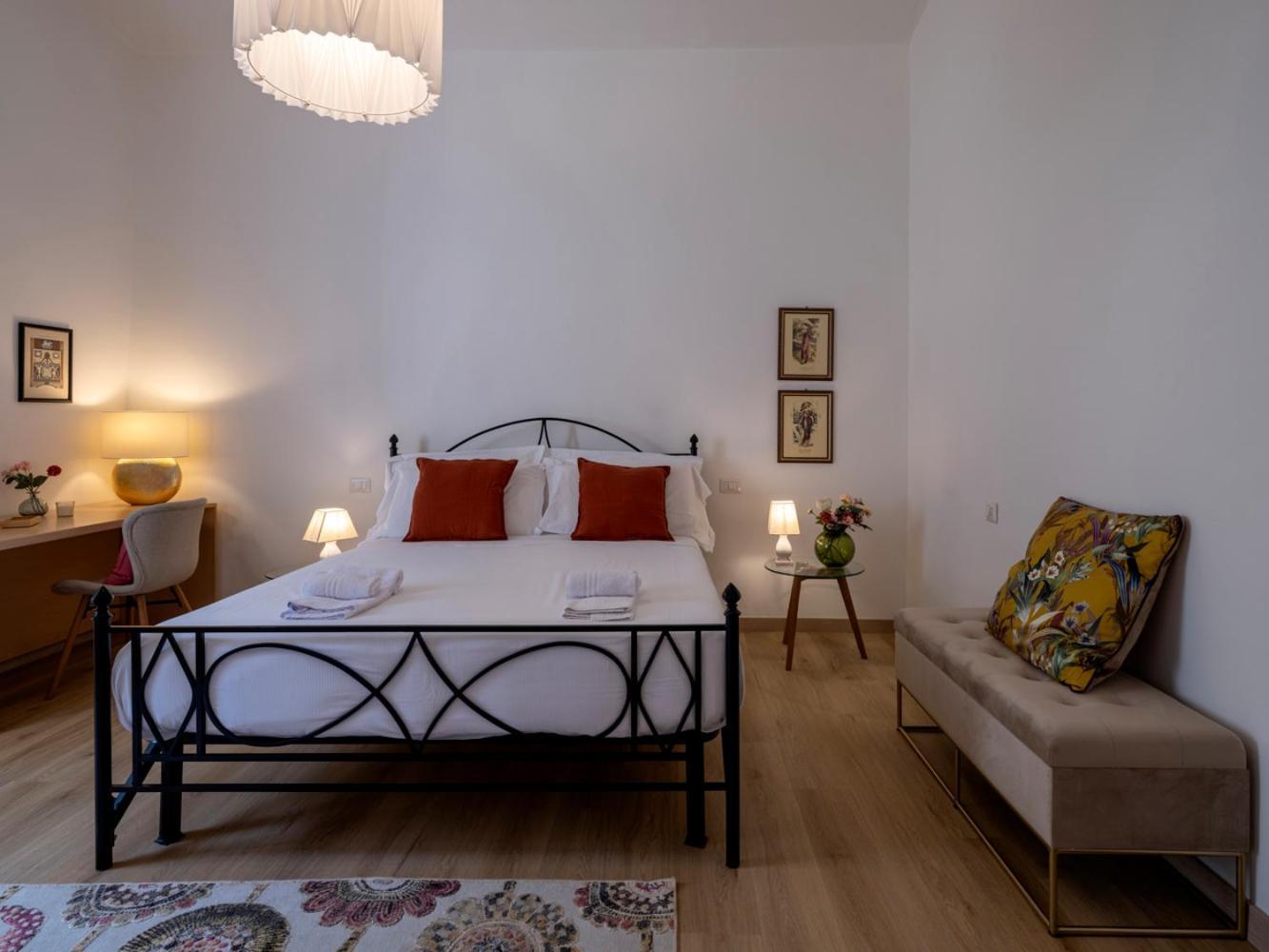 Apartment Tuscan Tempo 2 Double Bedrooms A Stone's Throw From The Center *