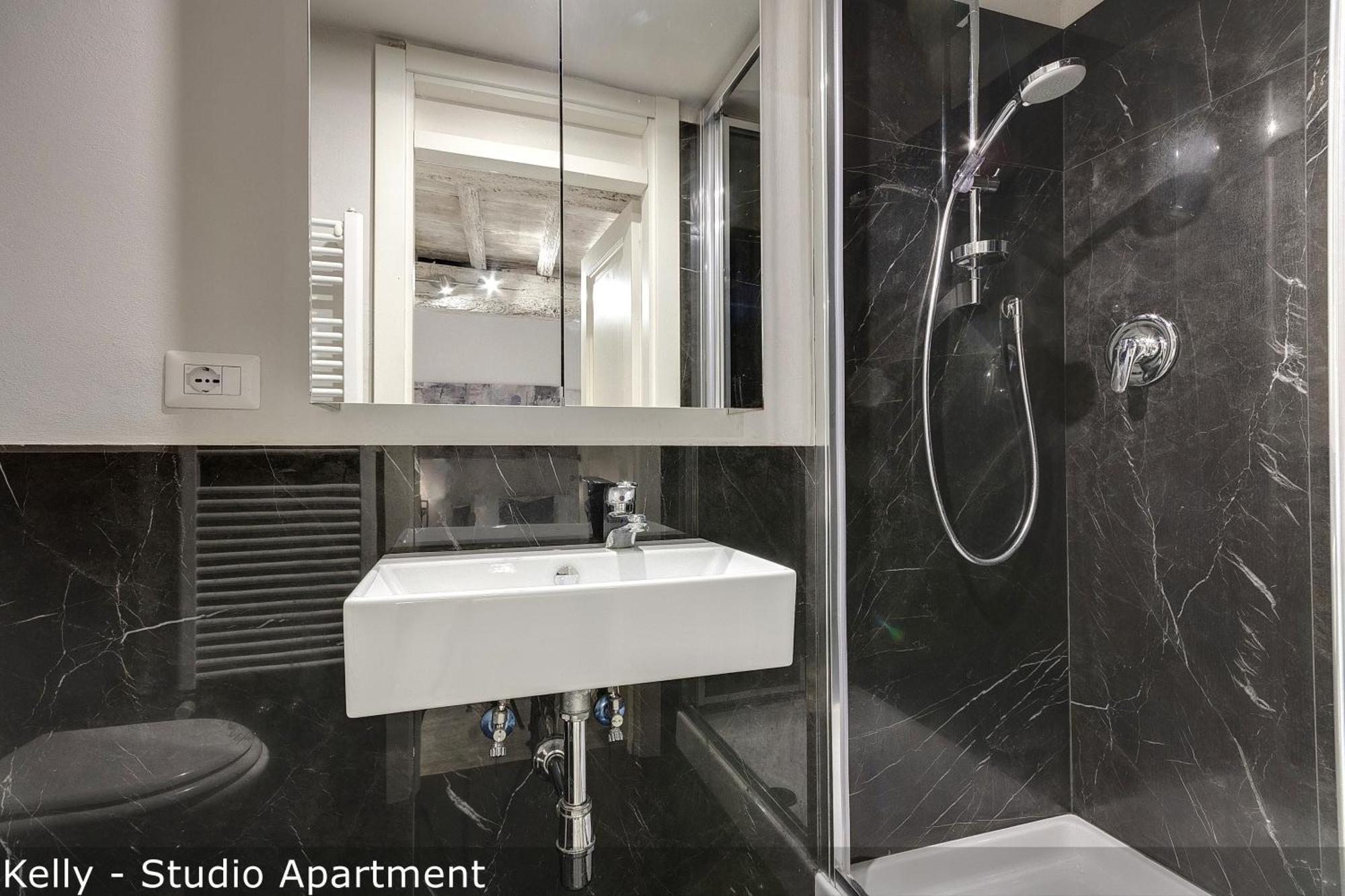 Apartment Charlie's By Mamo *