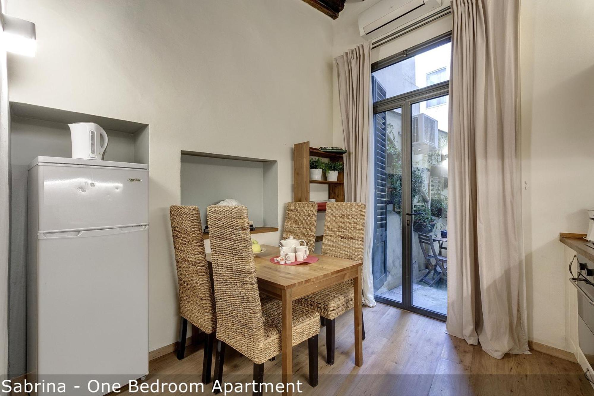 Apartment Charlie's By Mamo *