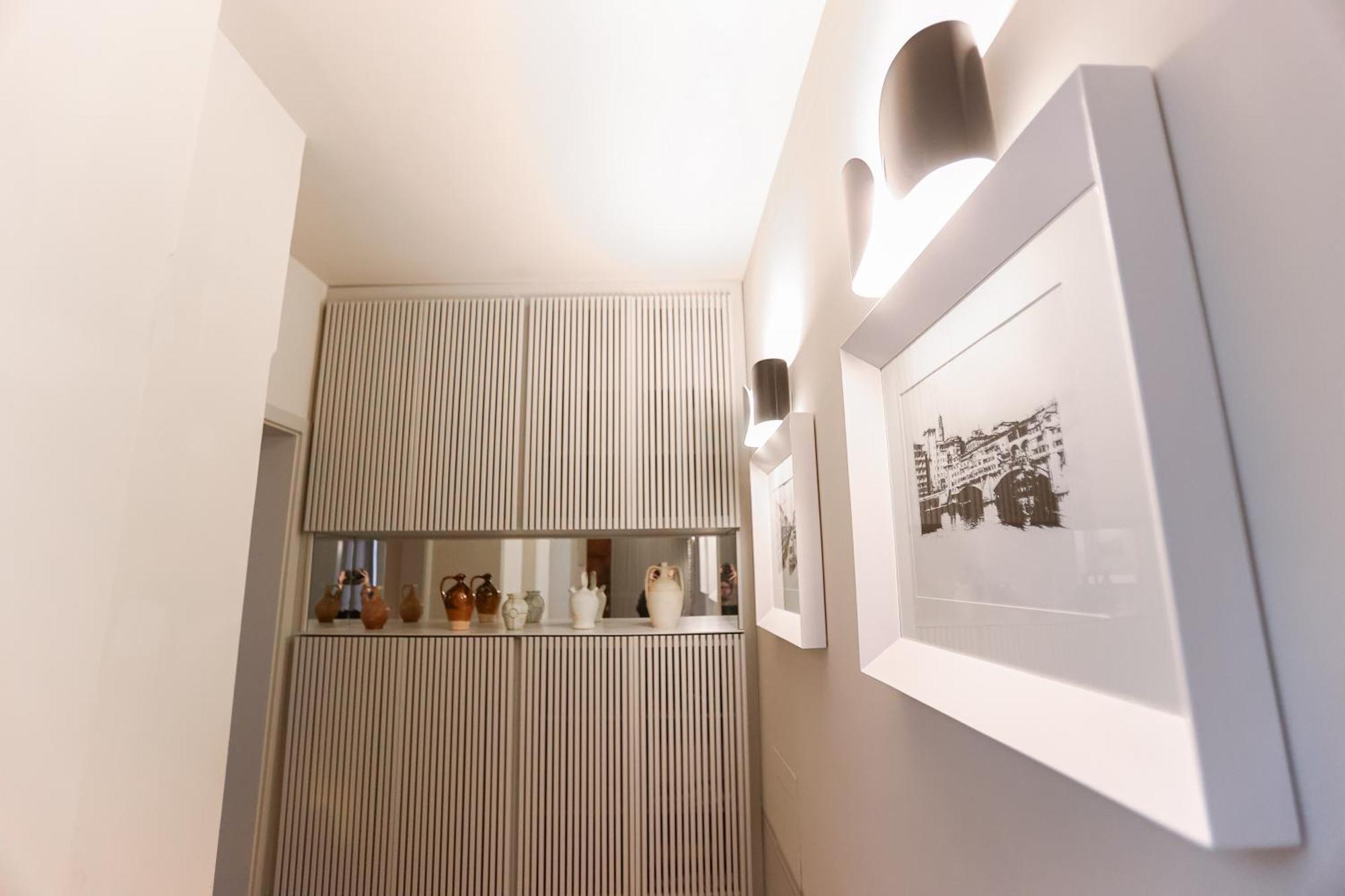 2 Min Duomo - Chic Novella - Parcheggio Apartment *