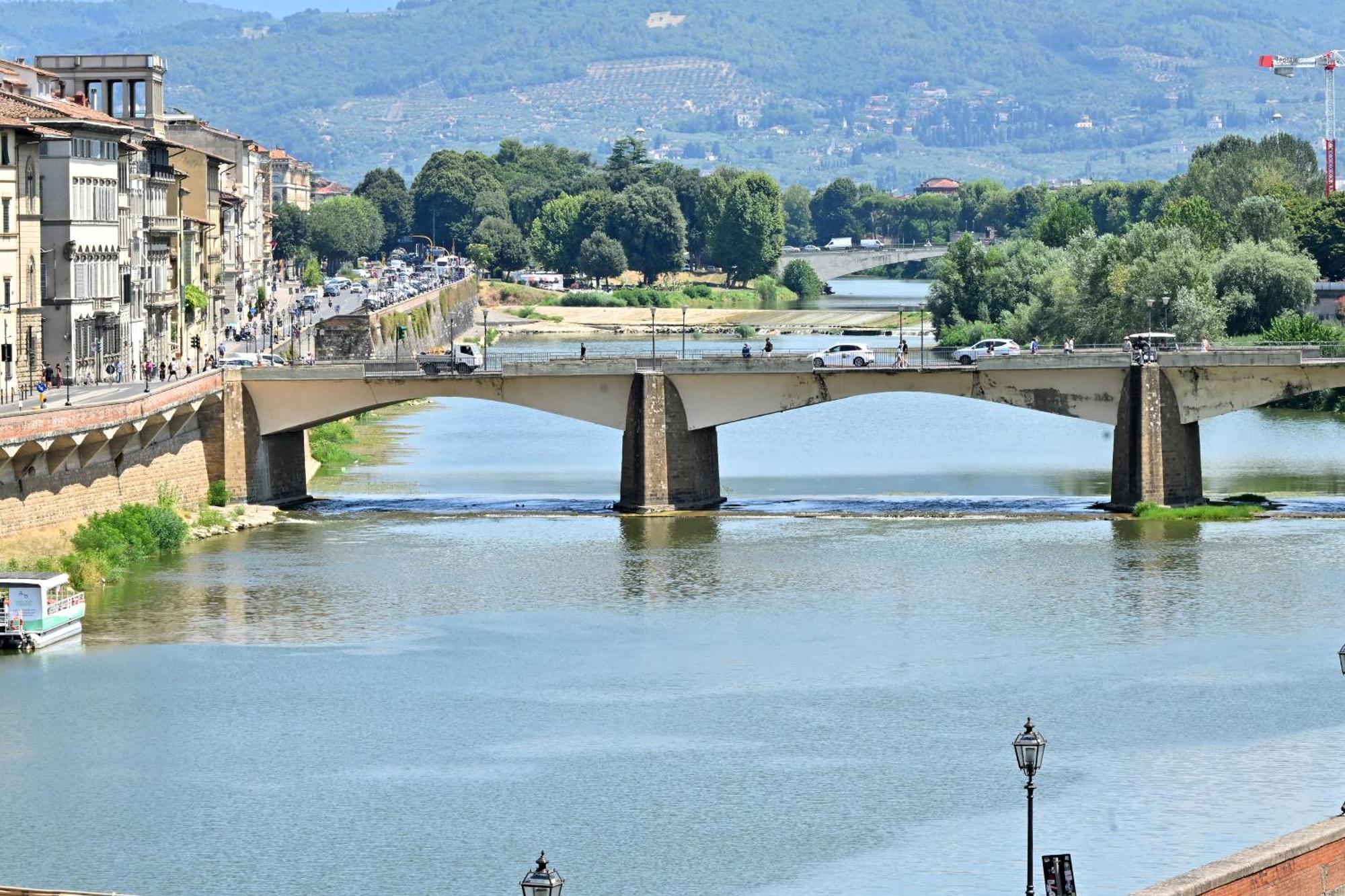 Exclusive Ponte Vecchio Apartment