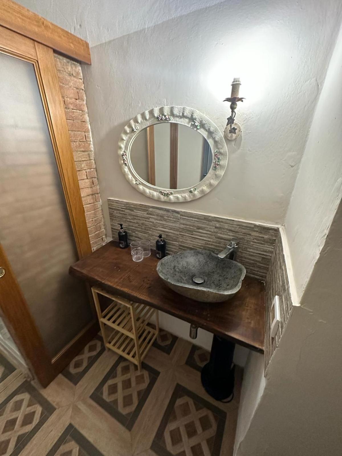 Apartment Antiche Mura 36 *