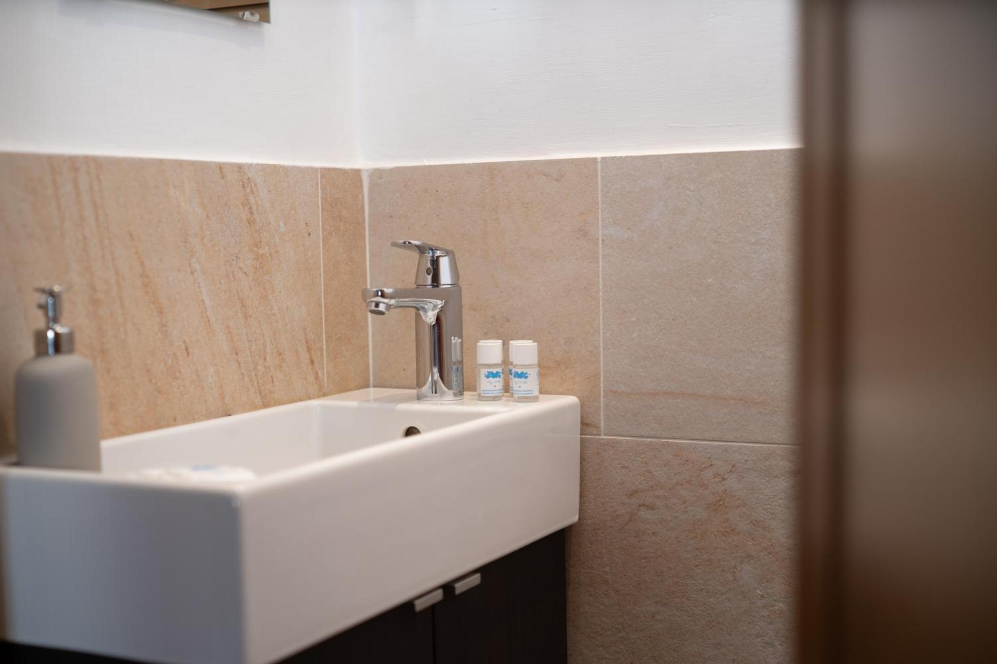 Cimabue - Spacious In The Heart Of Apartment *