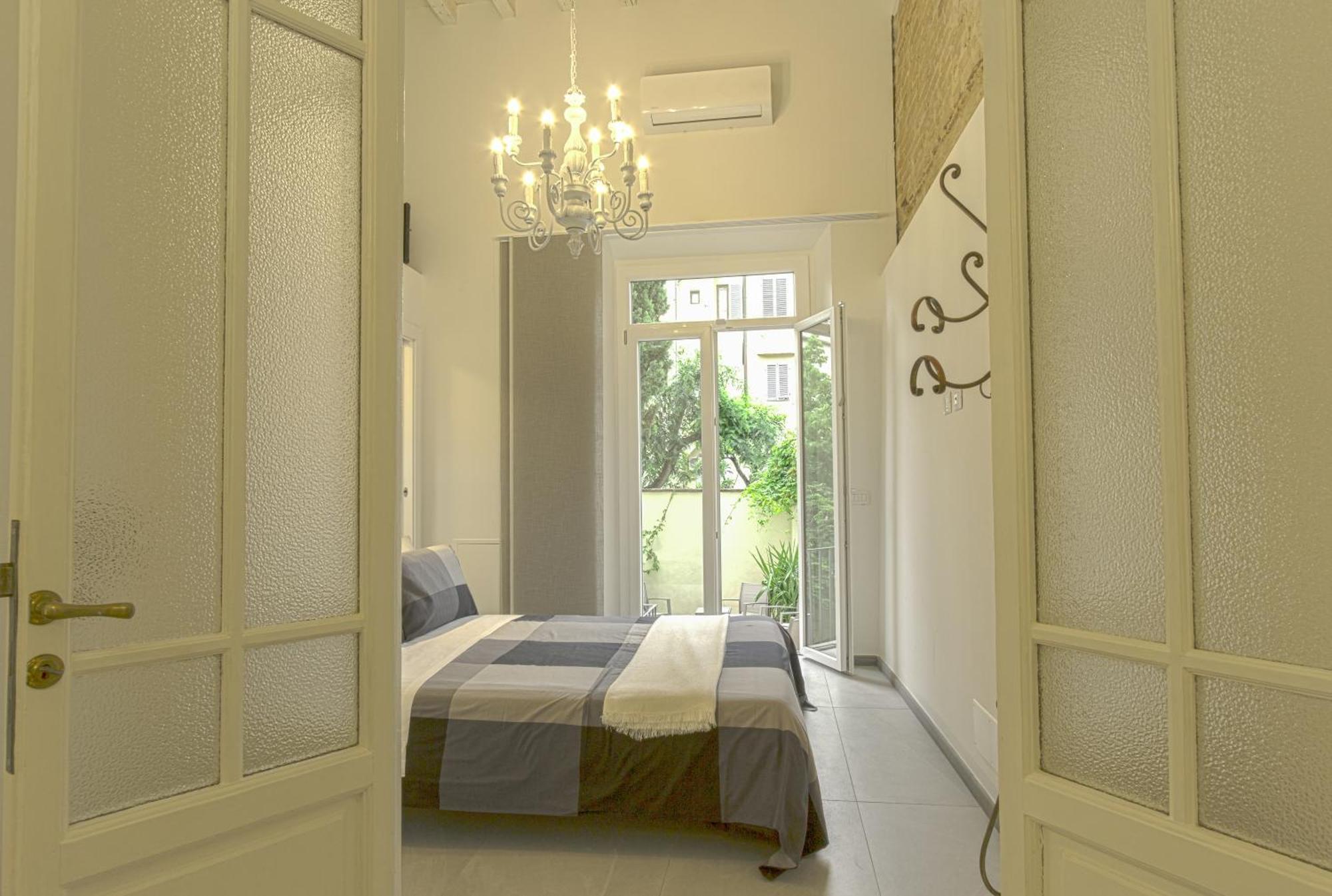Apartment Via San Gallo 19 Florence