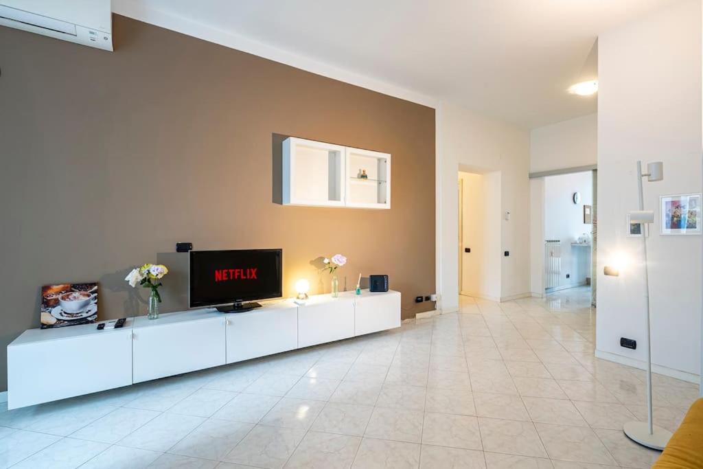 Tranvia Federiga - Con Doppio Balcone Apartment