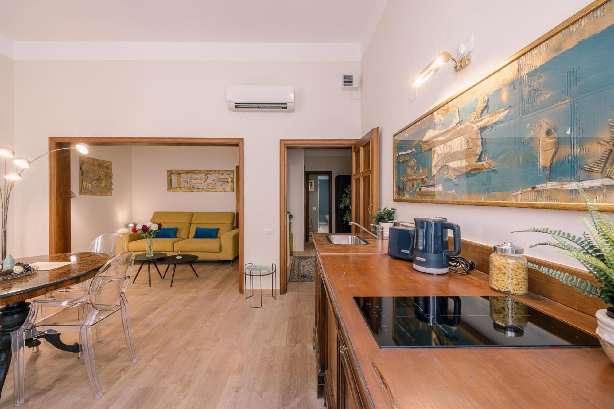 Accademia Luxury Art Apartment *