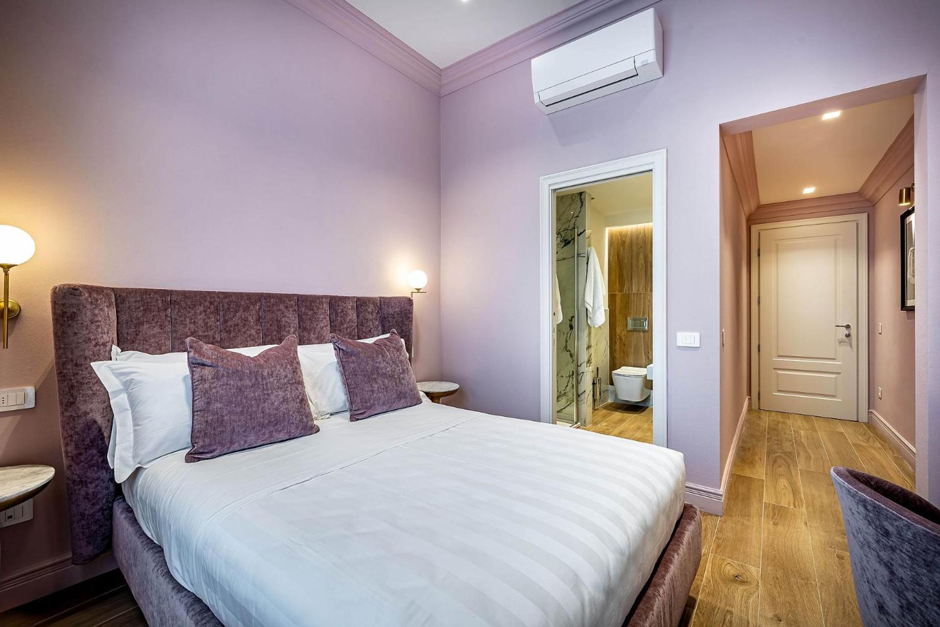 Ungherese Small Luxury Hotel Florence