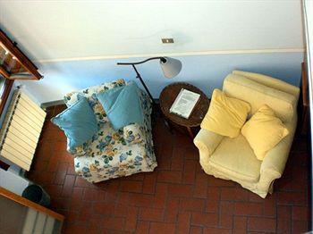 Gianna's Hotel