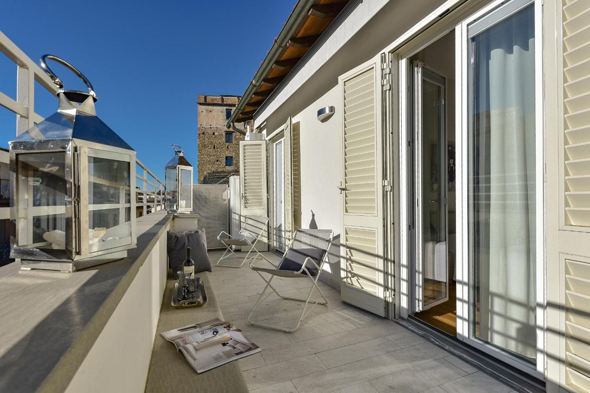 Apartment - Ponte Vecchio Guelfo Florence