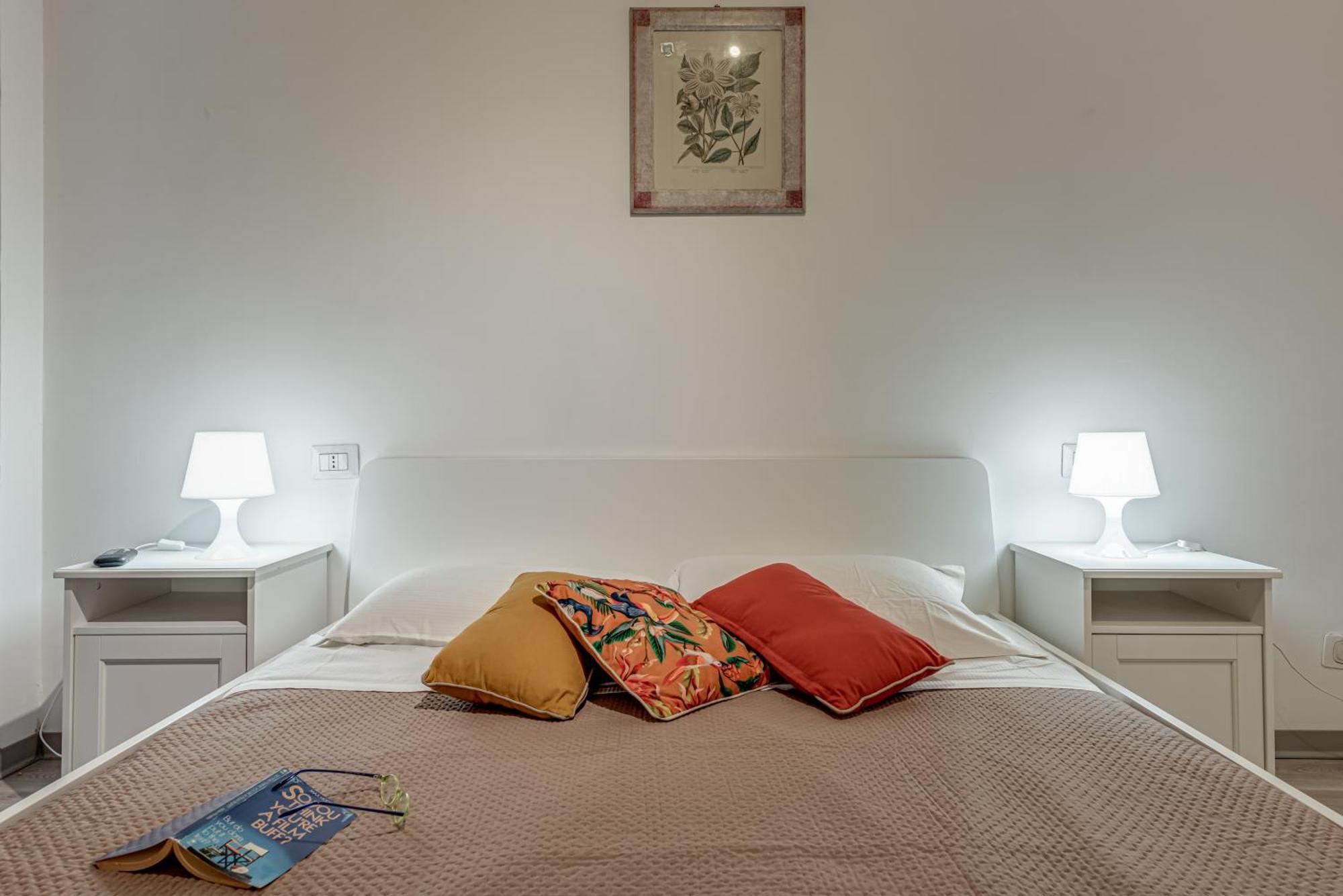 Tucano - Sweet Dreams In Apartment