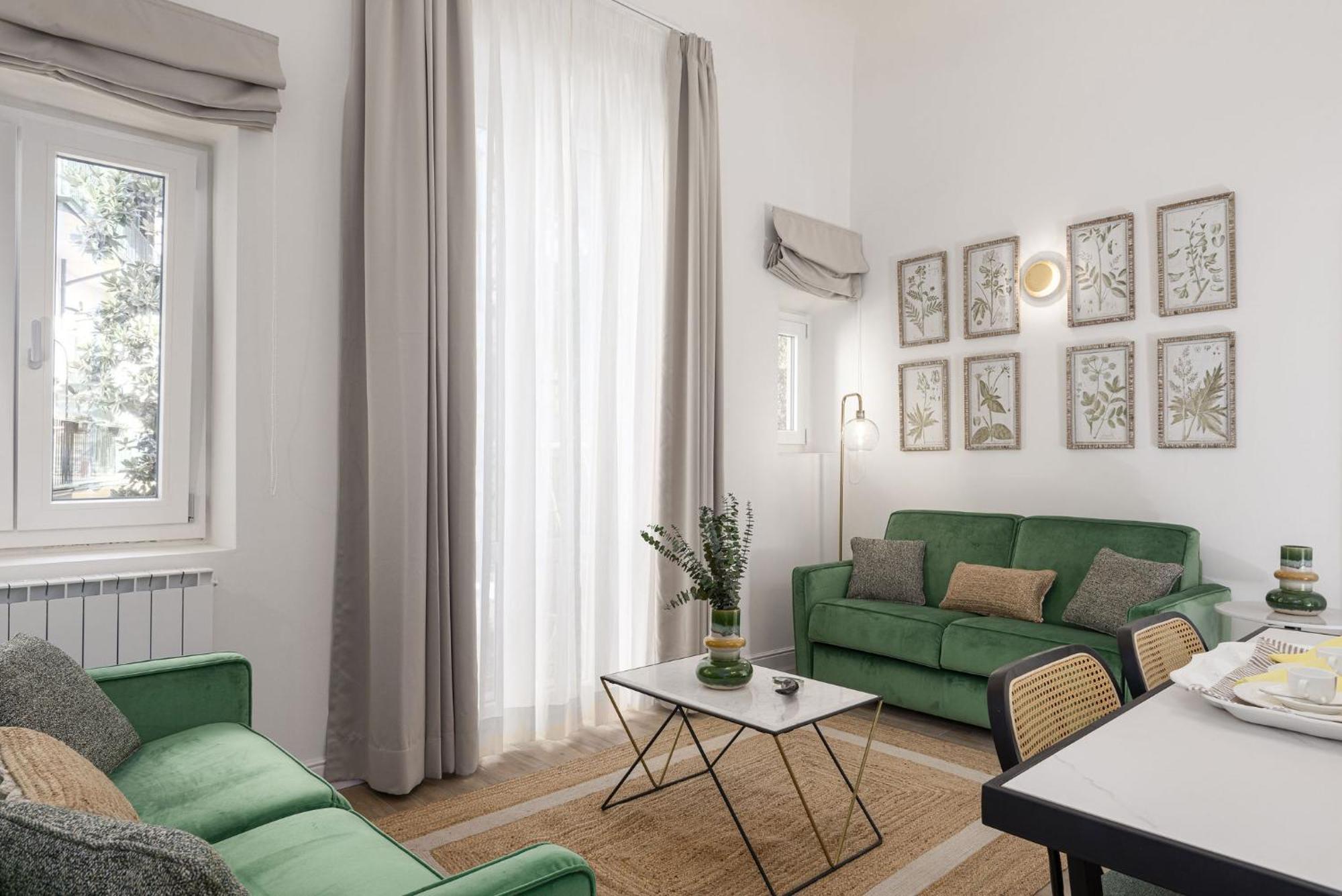 Apartment Mazzini 34 Collection