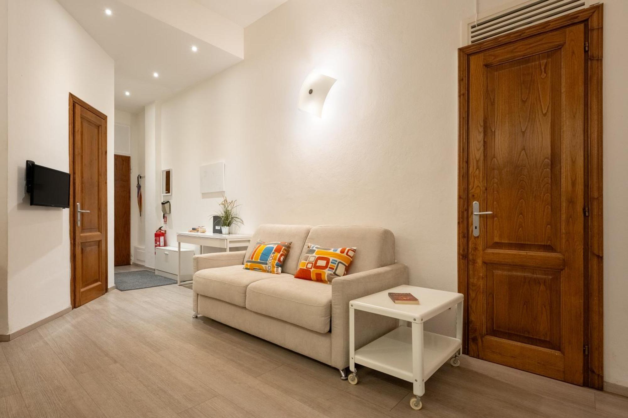 Pergola - 1 Bdr Flat With Inner Courtyard * Florence