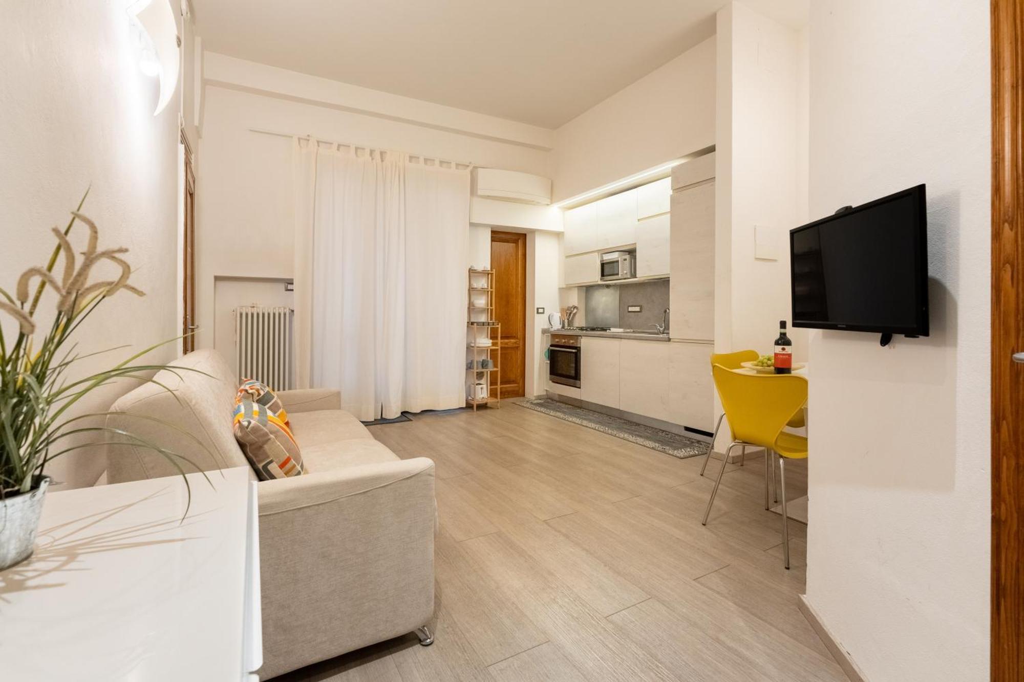 Pergola - 1 Bdr Flat With Inner Courtyard * Florence
