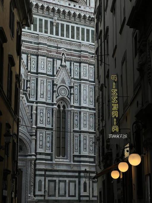 Duomo Charming Apartment