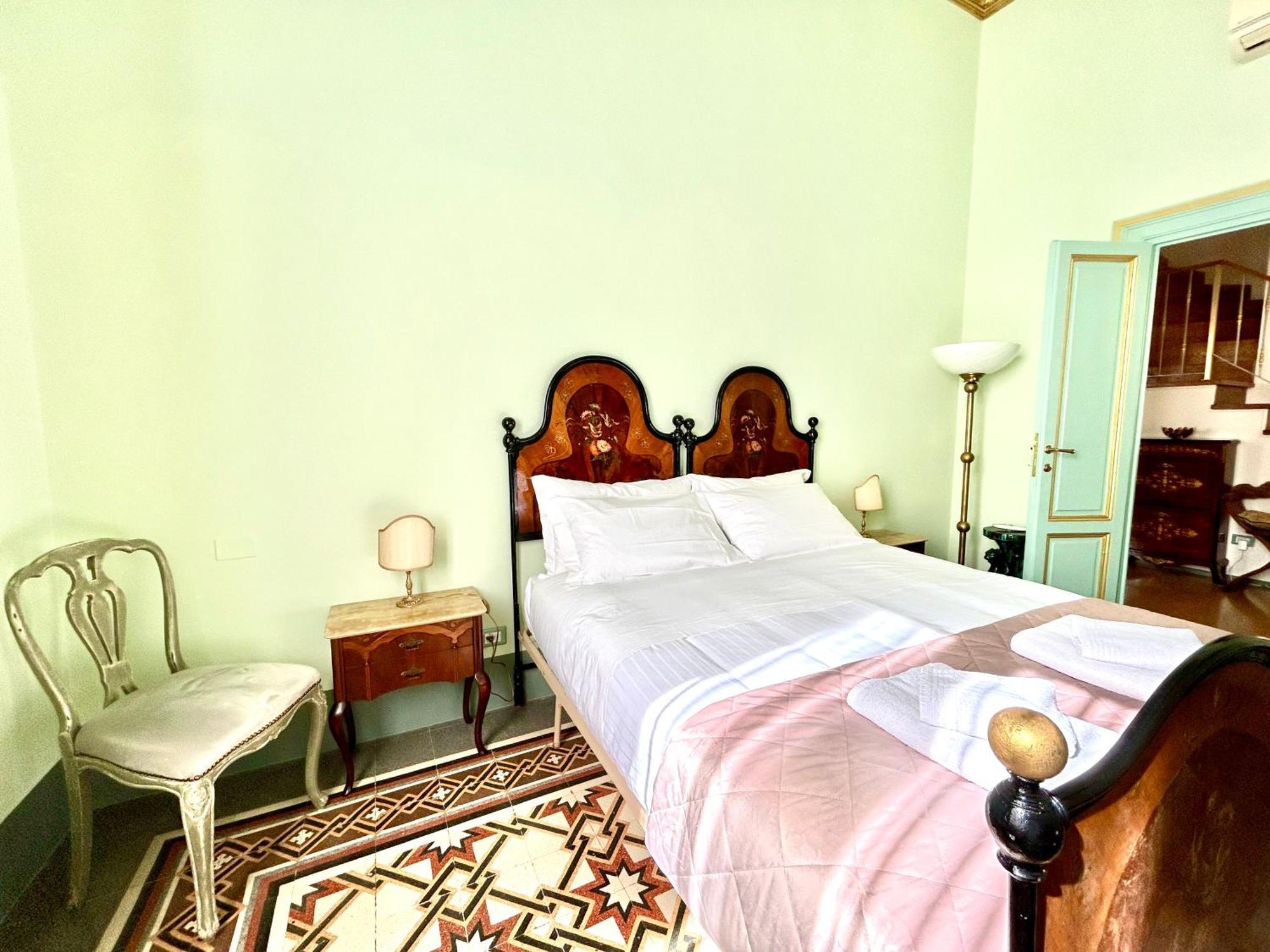 Florentine Penthouse By Florencehospitality Com Apartment Florence