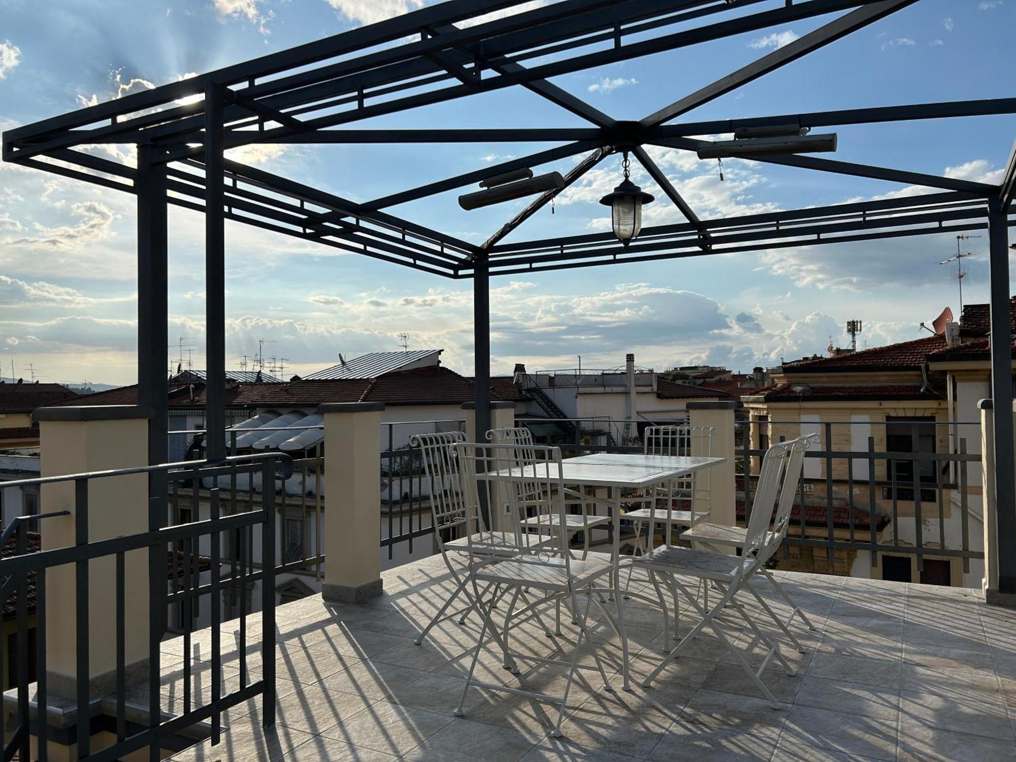 Apartment Florentine Penthouse By Florencehospitality Com