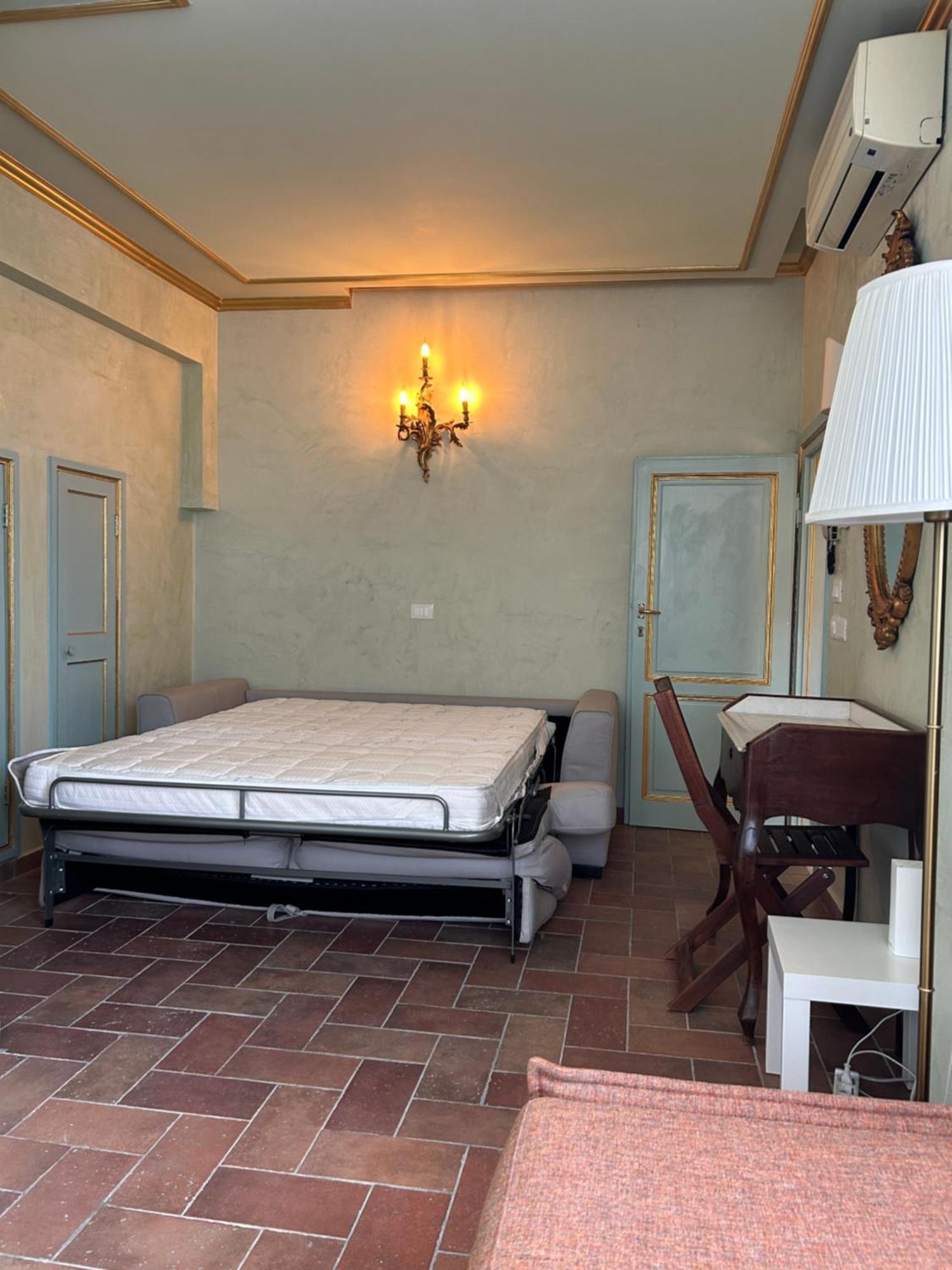 Florentine Penthouse By Florencehospitality Com