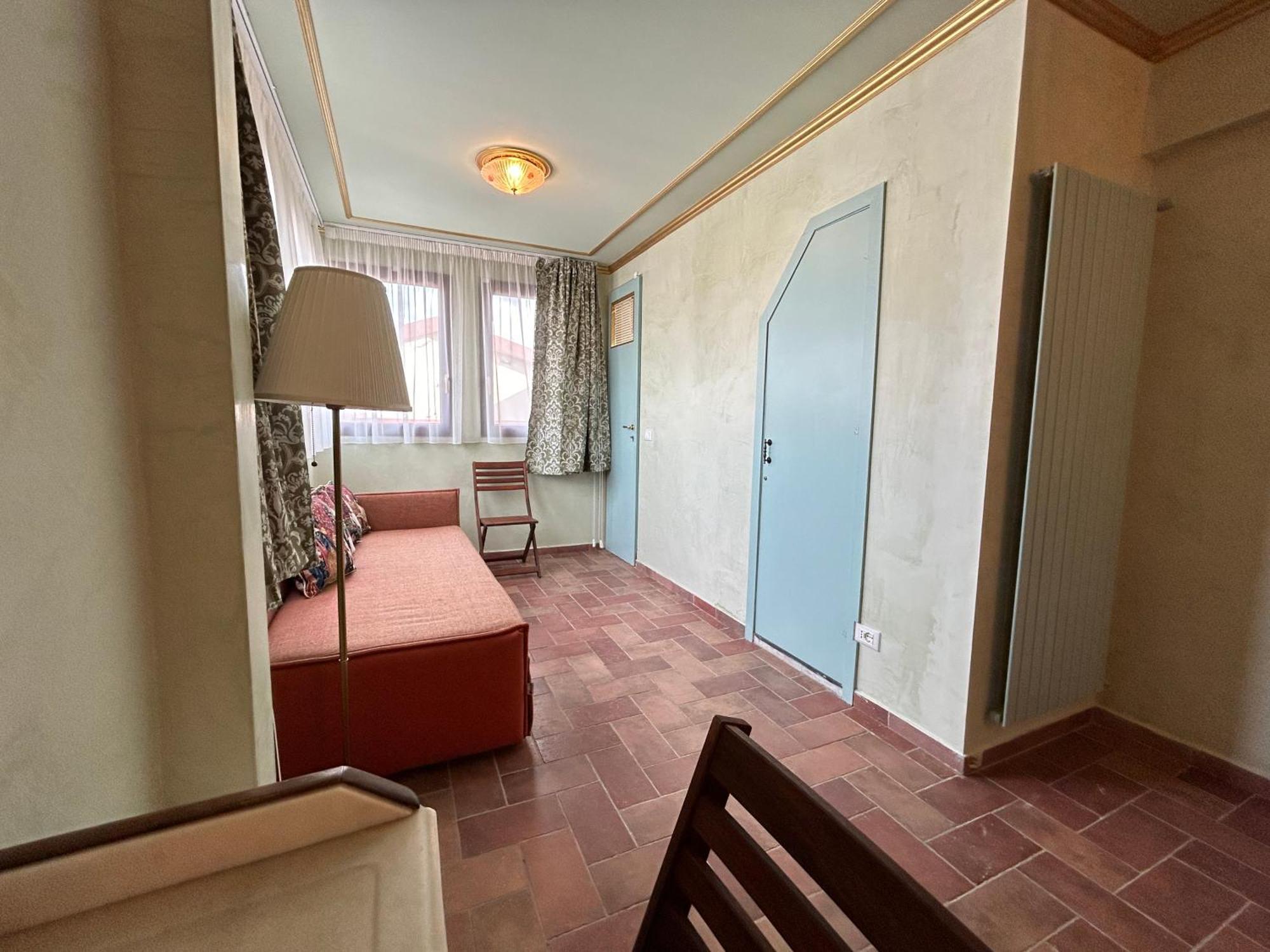 Florentine Penthouse By Florencehospitality Com * Florence