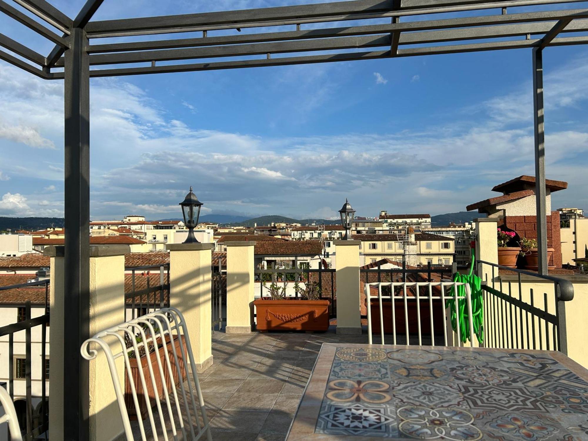 Florentine Penthouse By Florencehospitality Com Apartment *