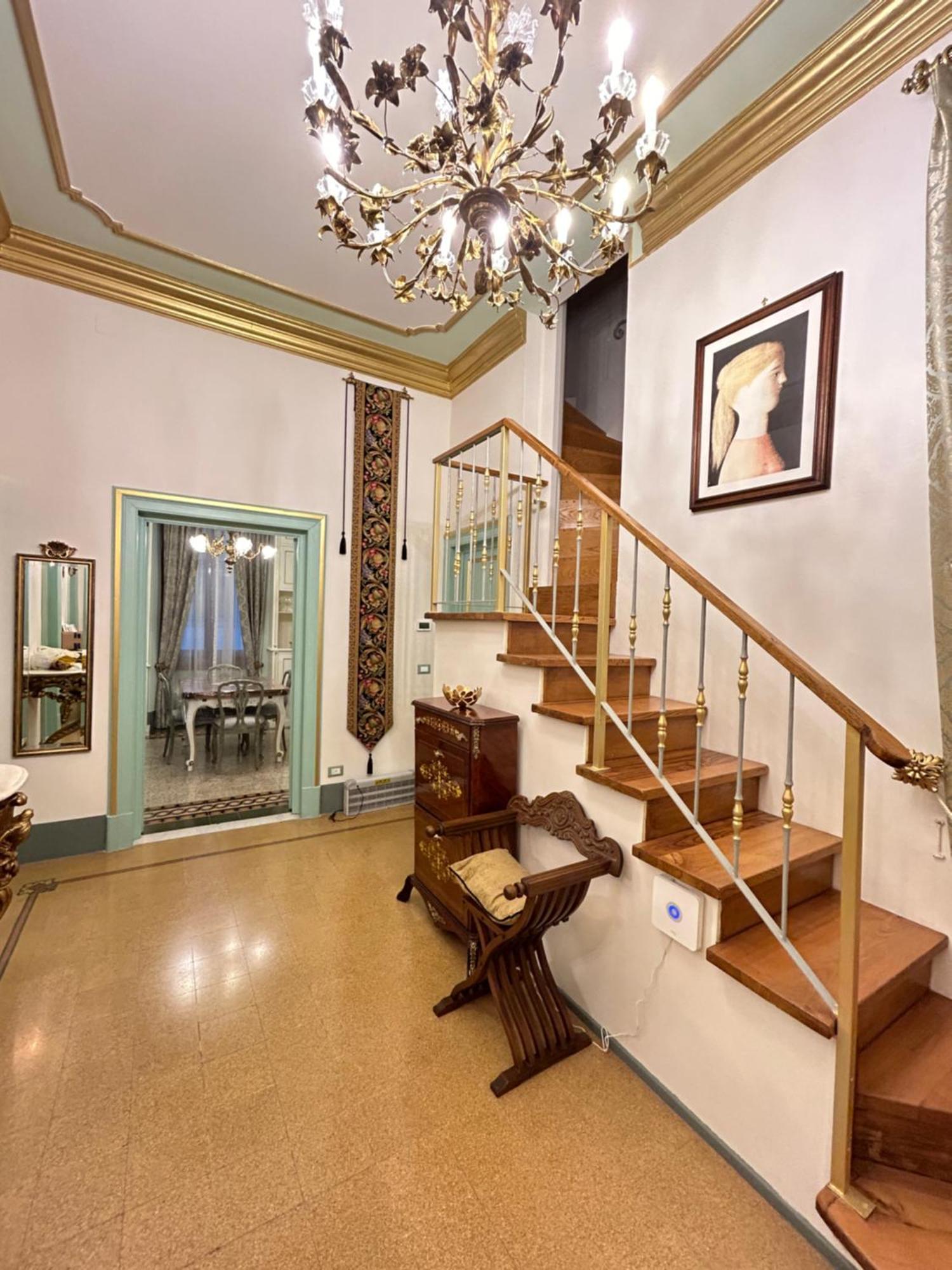 Florentine Penthouse By Florencehospitality Com Florence