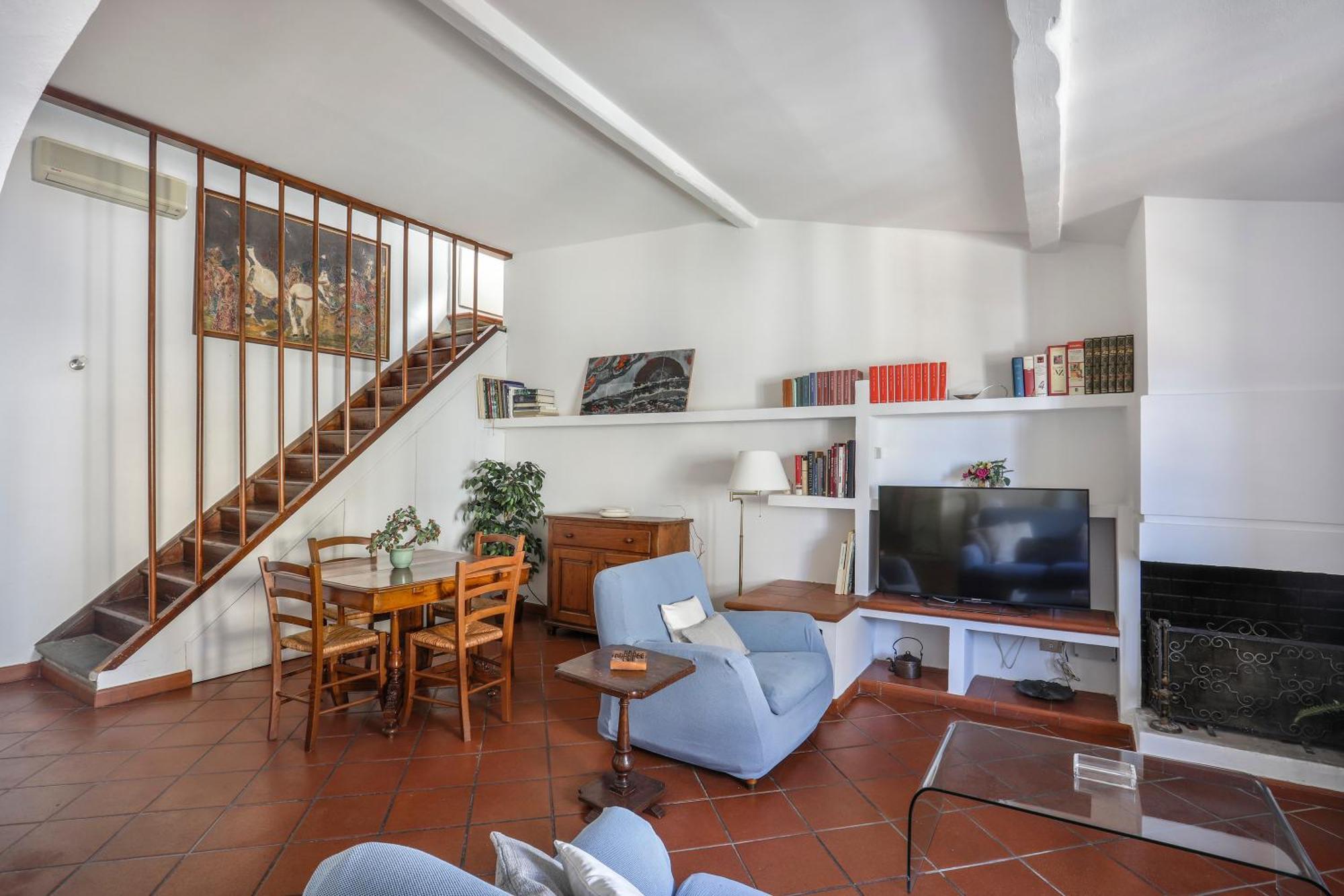 Bright Last-floor With Terrace *