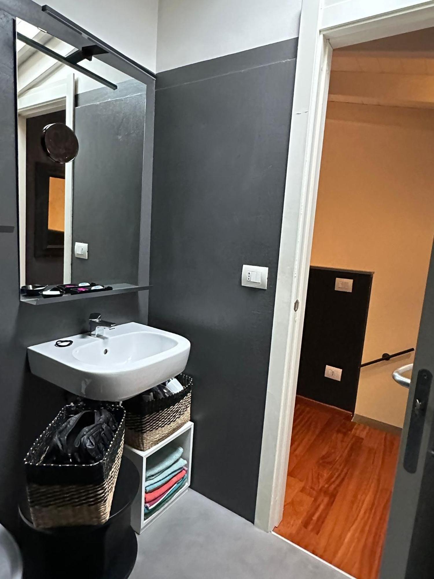 In Attico, Con Posto Auto Privato Apartment *