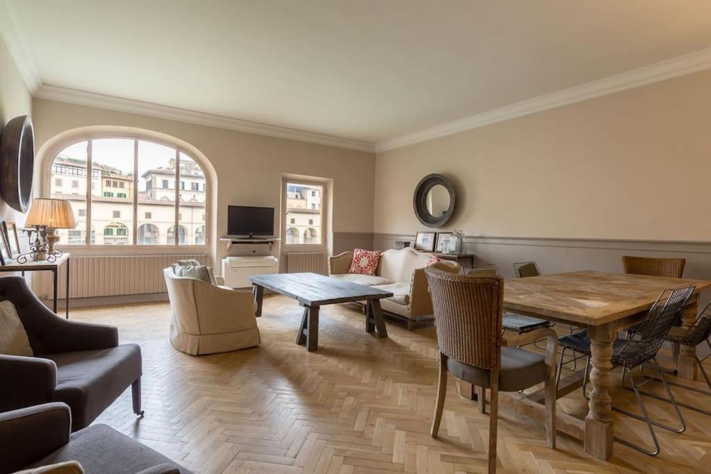 Apartment Luxury River View