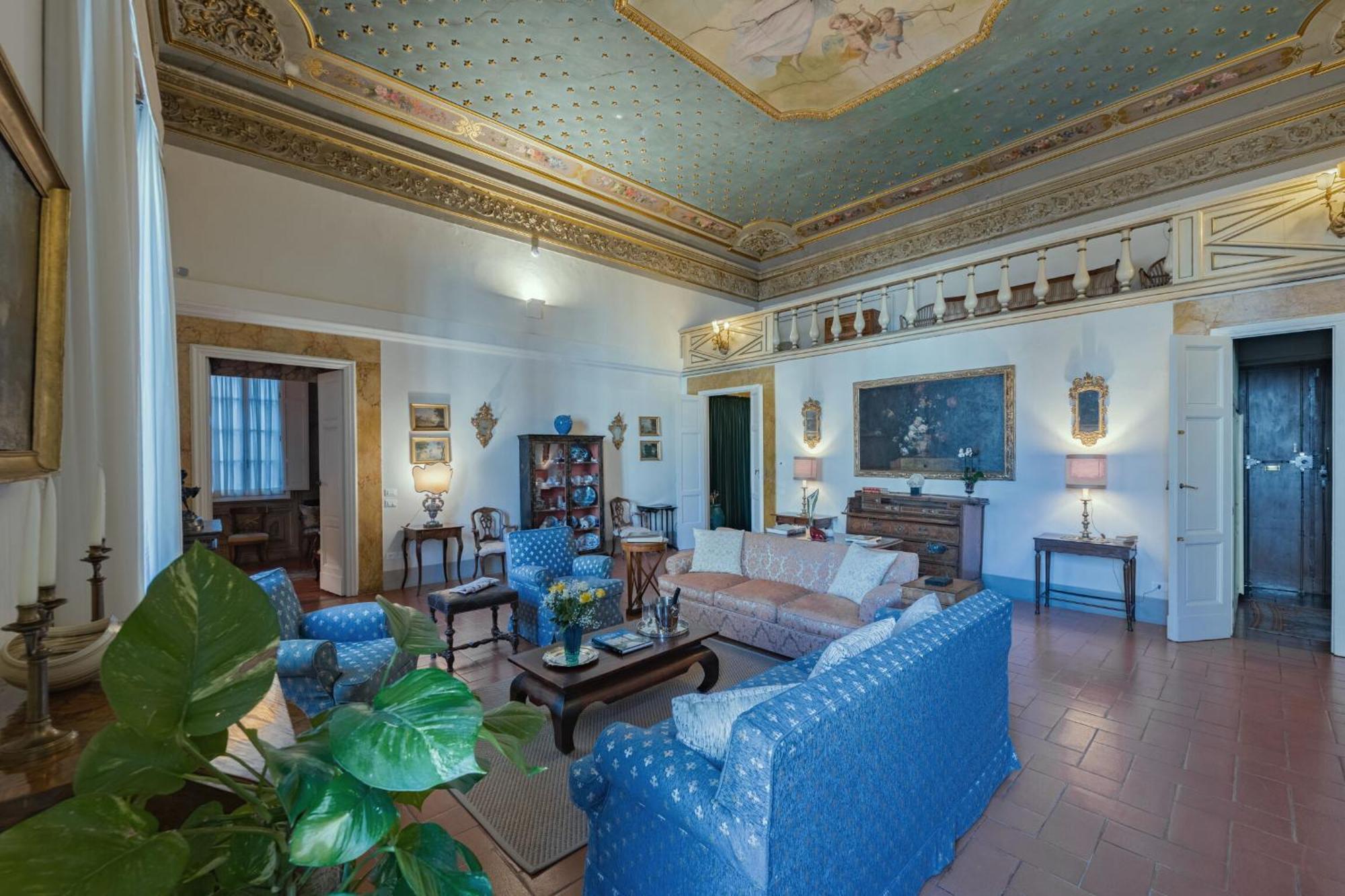 Ares Apartment Florence