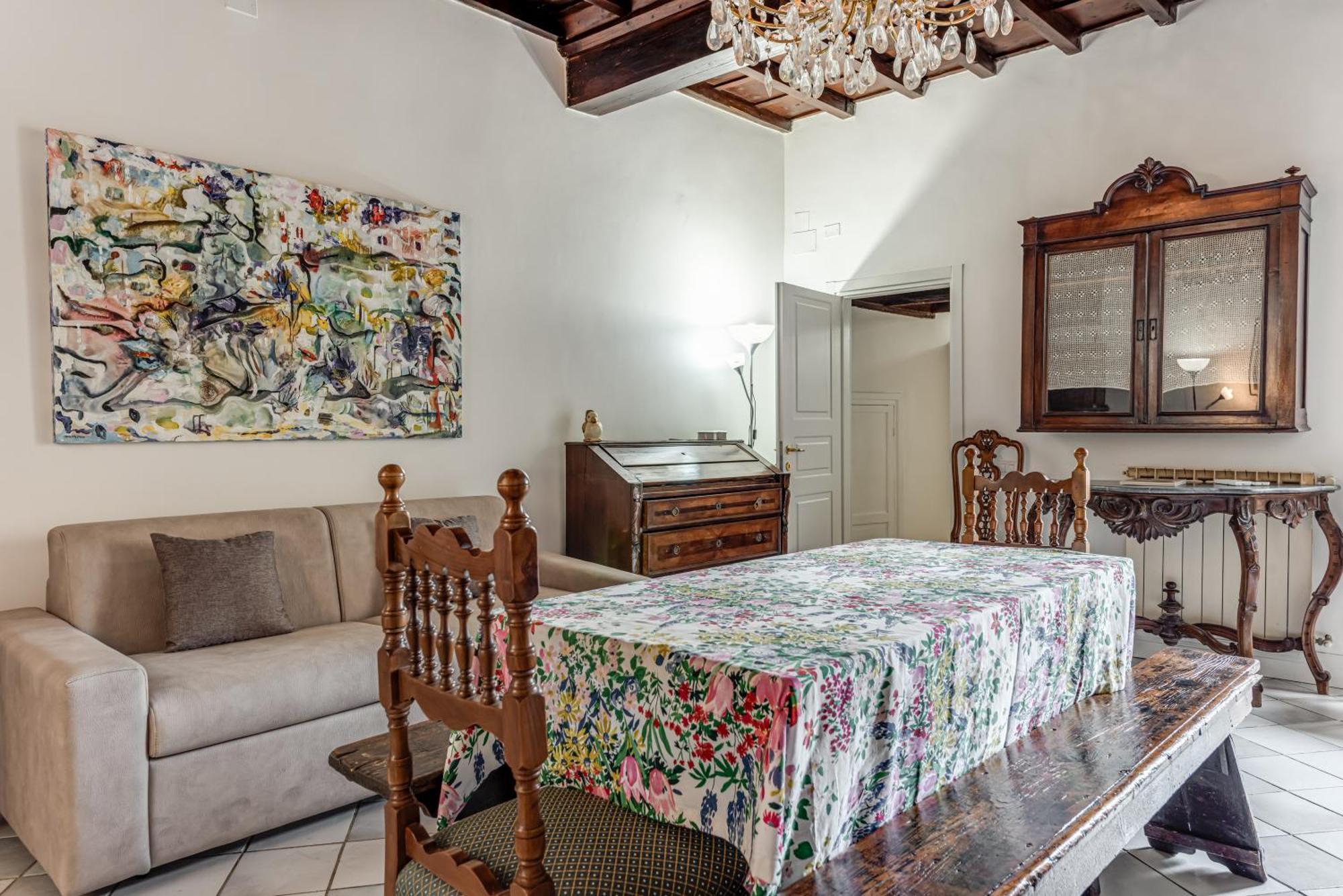 Irene And Elena House -