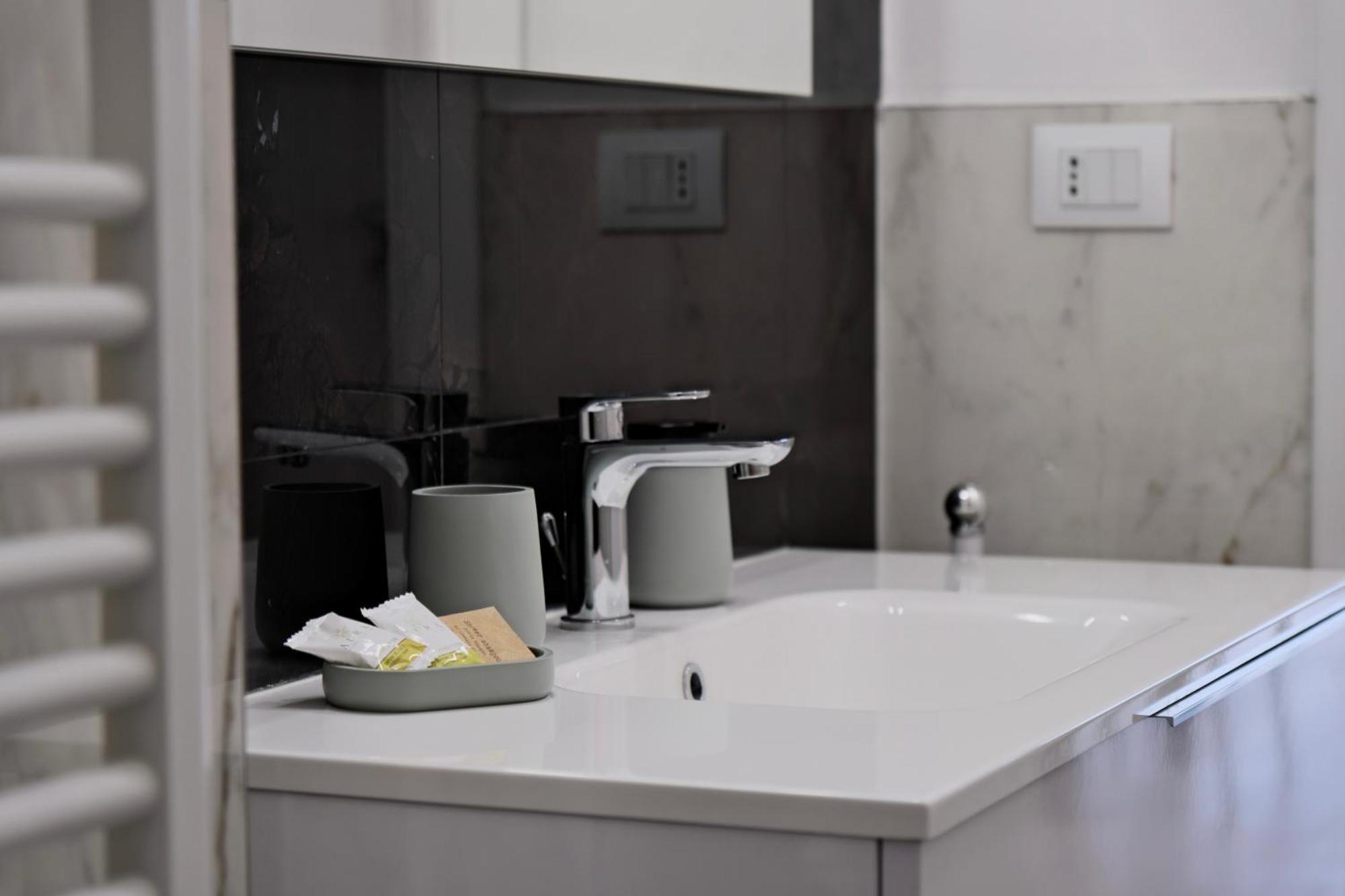 Apartment Colombo - Boutique In Florence