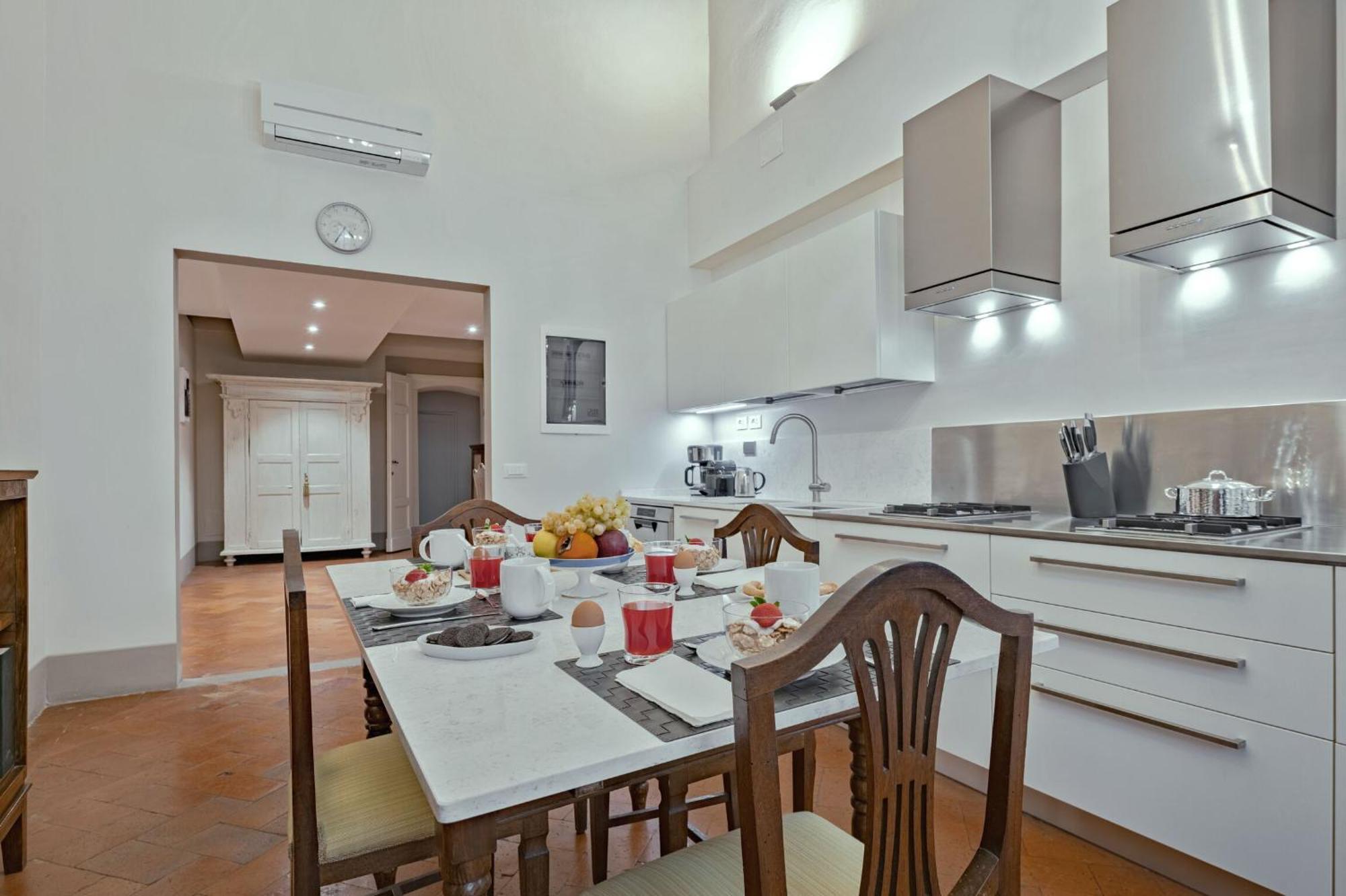 Apartment Ares