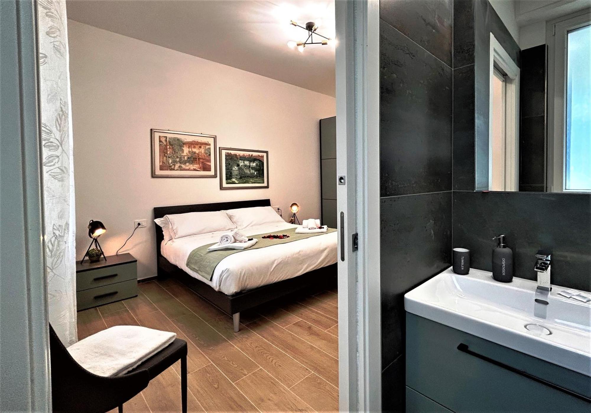 Domus Apartment *