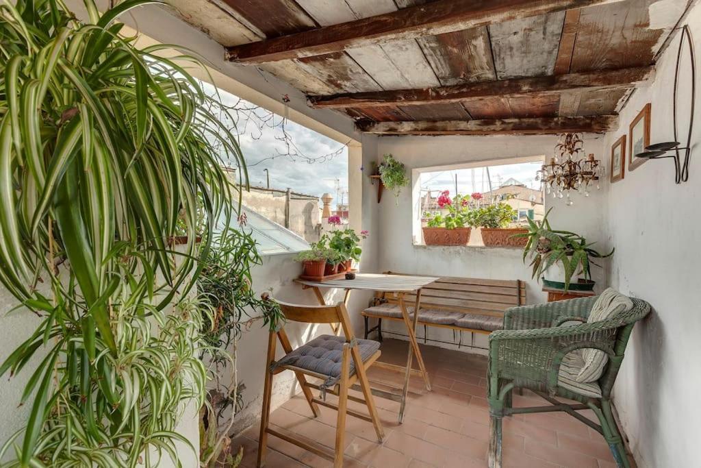 Apartment Pepi With Terrace Florence