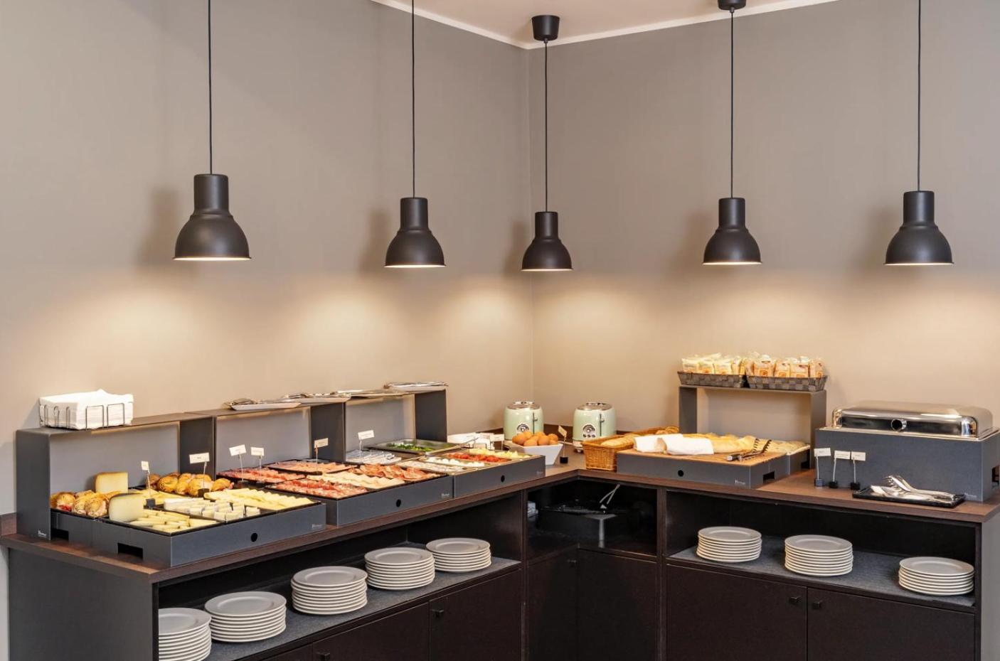 Flom Boutique 4*