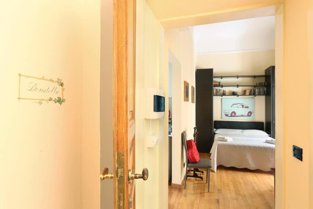 Small Studio, Donatello, Next To The Duomo Of Apartment Florence