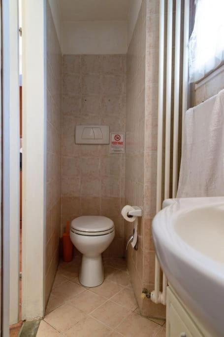 Apartment The Love's Nest In Wi-fi , Air Conditioning Florence